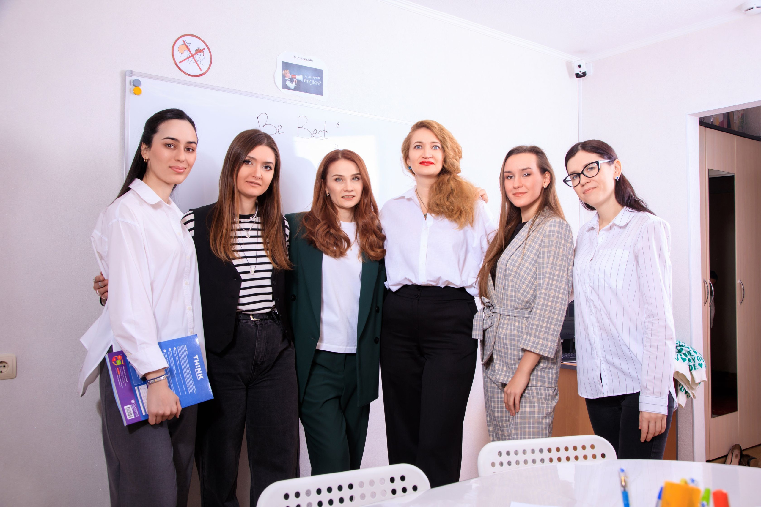 Выездная бизнес фотосессия в офисе | Премиум Fotogen. Интерьерная фотостудия FOTOGEN г. Краснодар