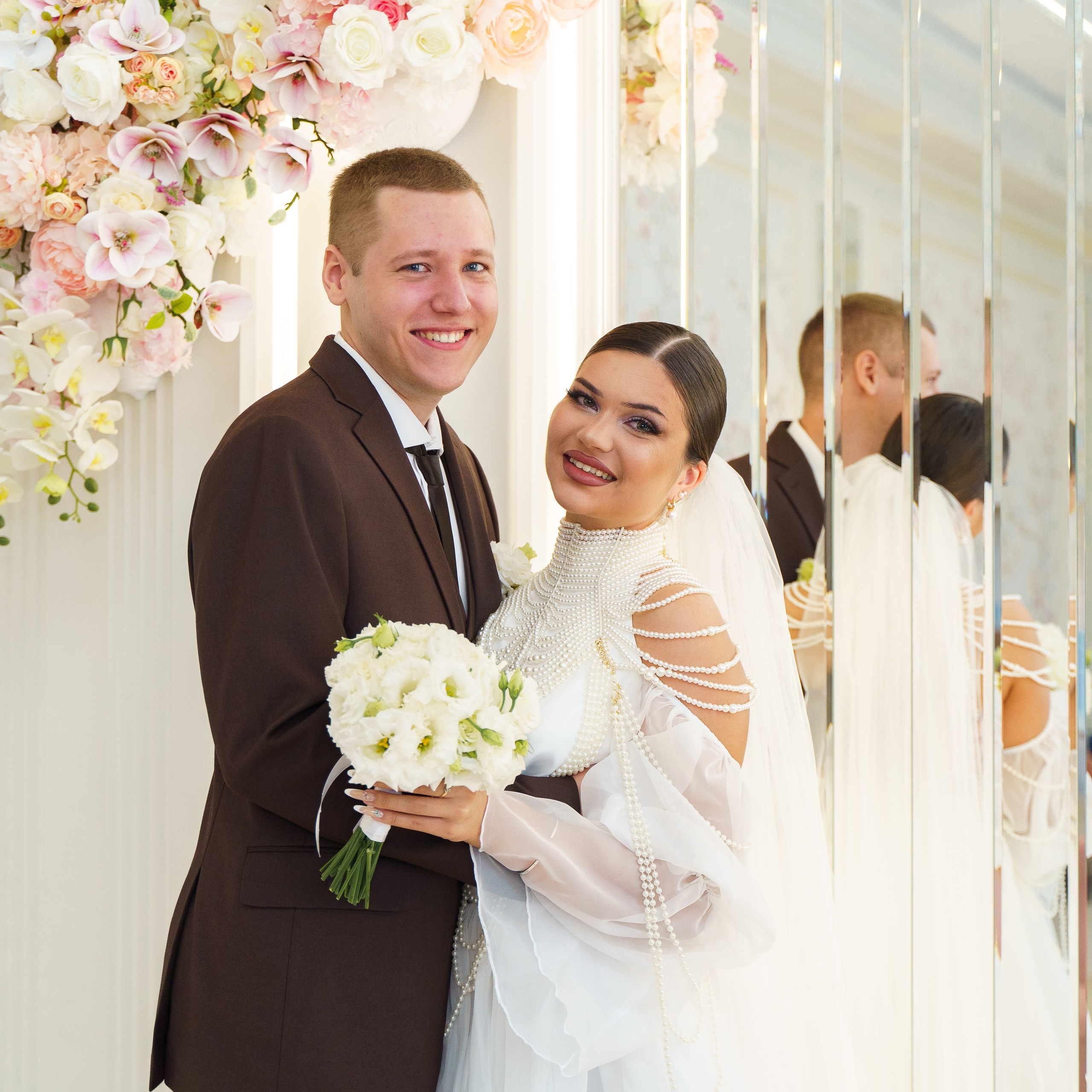 Камерная регистрация в ЗАГСе Приморского района г. Санкт-Петербург. Professional photoartist in St. Petersburg (wedding, reportage, portrait, model book, love story) Alexander Shvedov