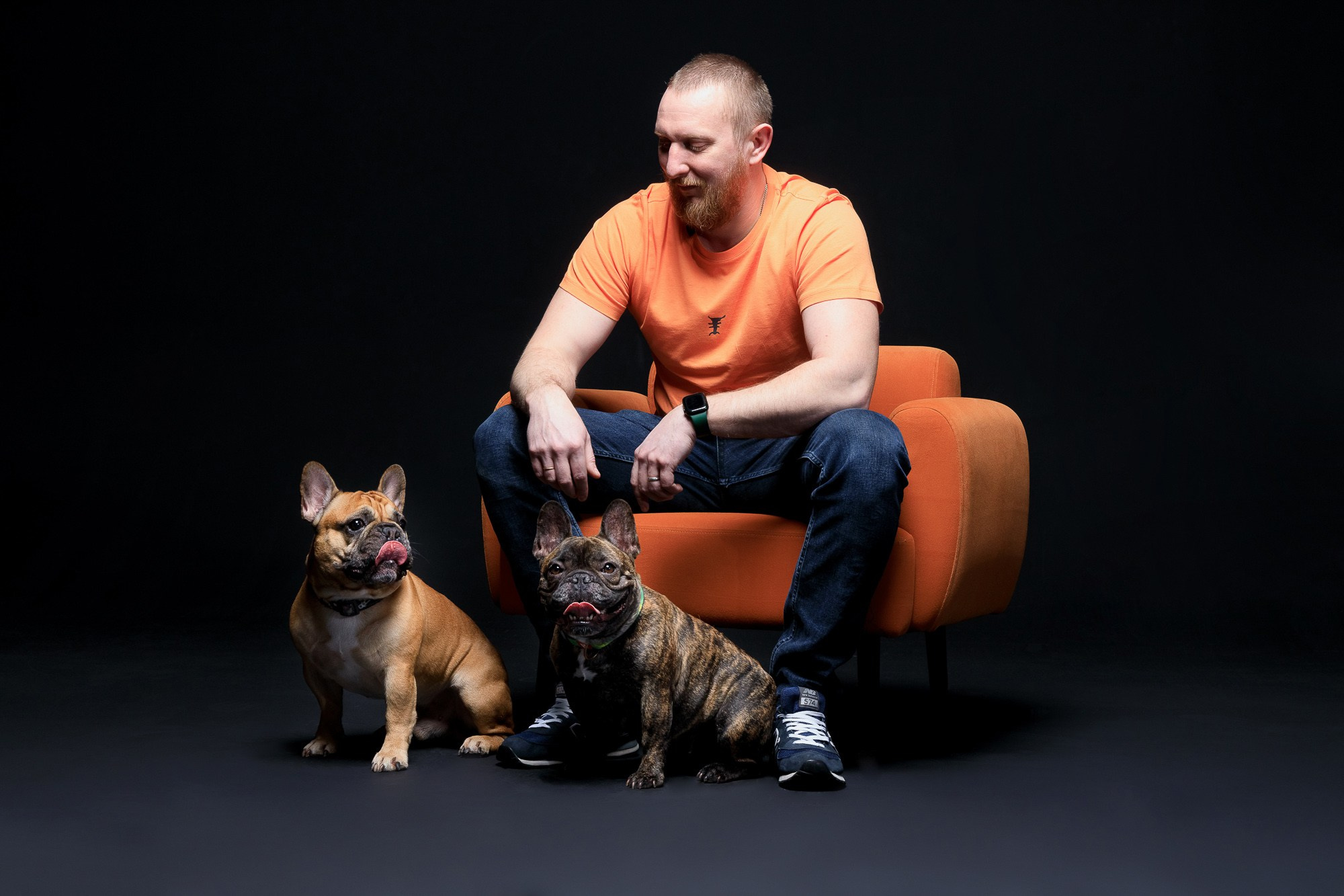 Семейная фотосессия с питомцами в студии. Фотограф в Саратове Ольга Мазлова