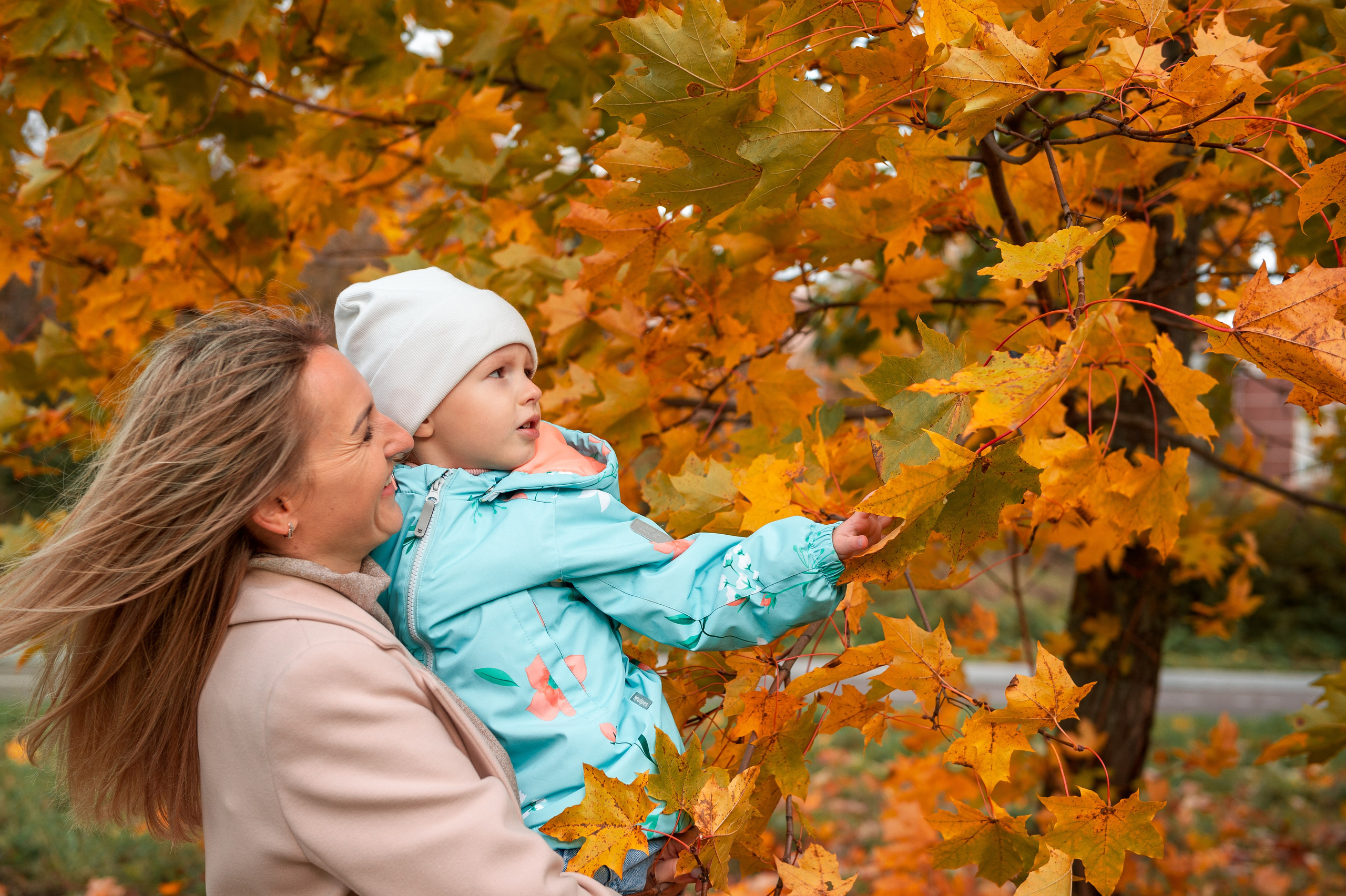 Осенняя фотосессия для Маргариты и Вари. Фотосессии в Москве, женский и семейный фотограф Юлия Михайленко