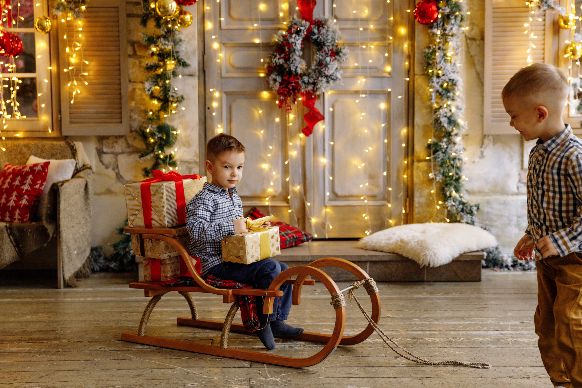 Новогодняя семейная съемка. Вася, Оля. Яро-Мир и Лёня