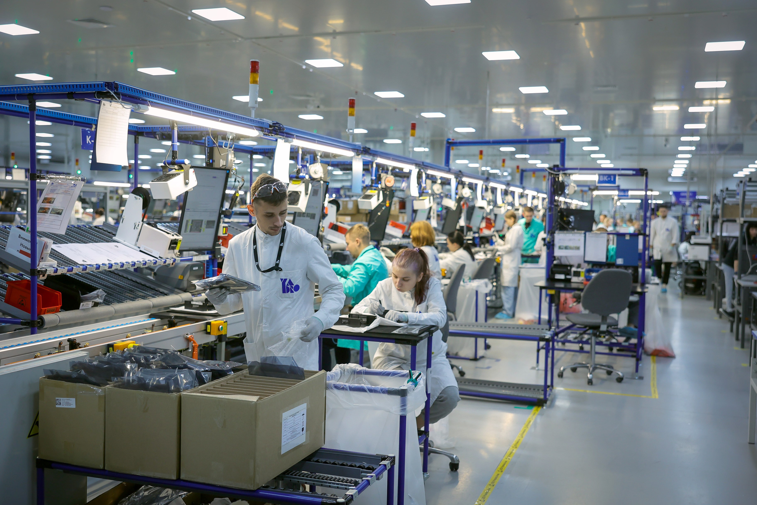 Андрей Воробьев и Александр Новак посетили компании «Ядро Фаб Дубна» и «Энкор». Моя фотография