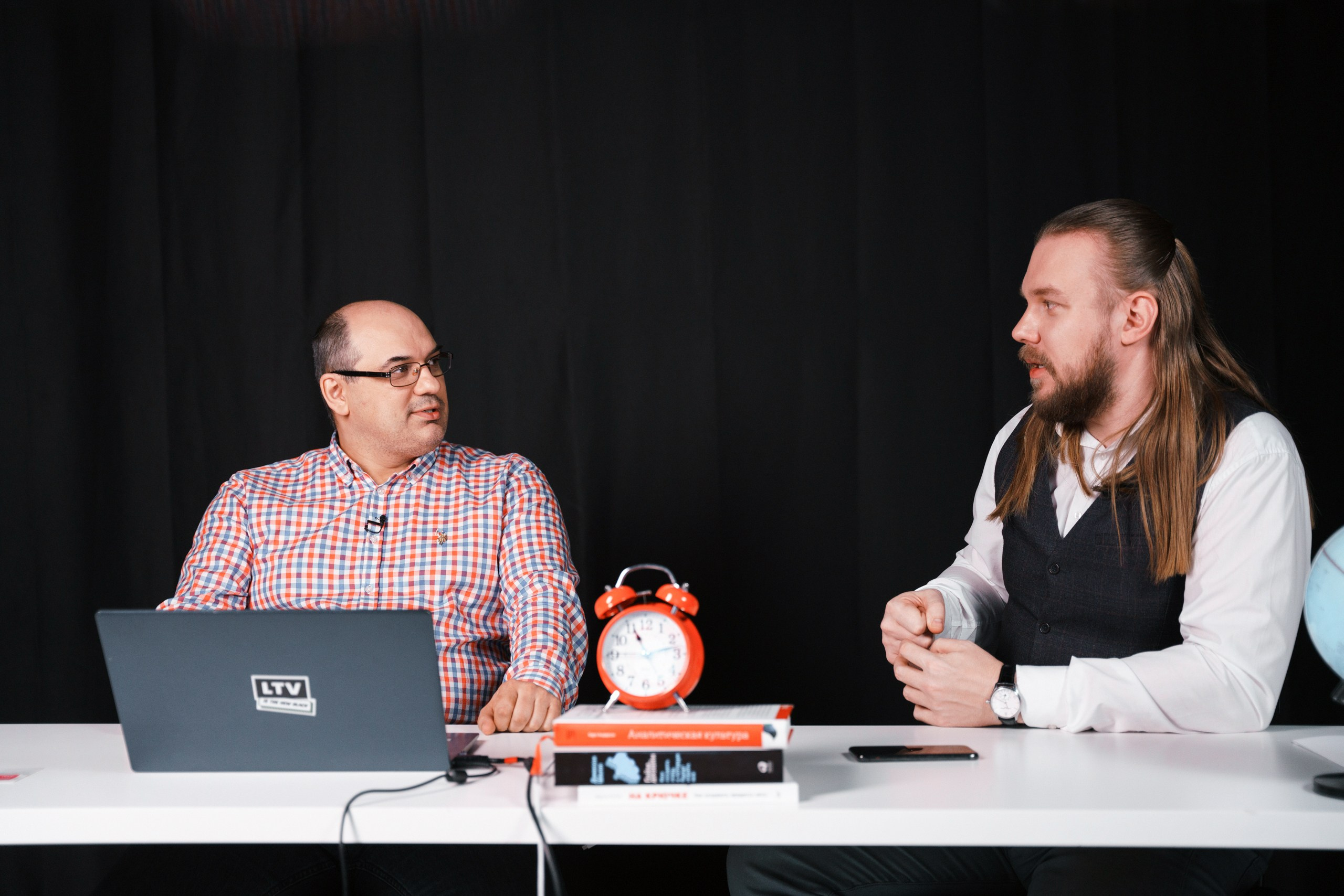 Aha! — 9 апреля 2021. Фотобанк Матемаркетинг