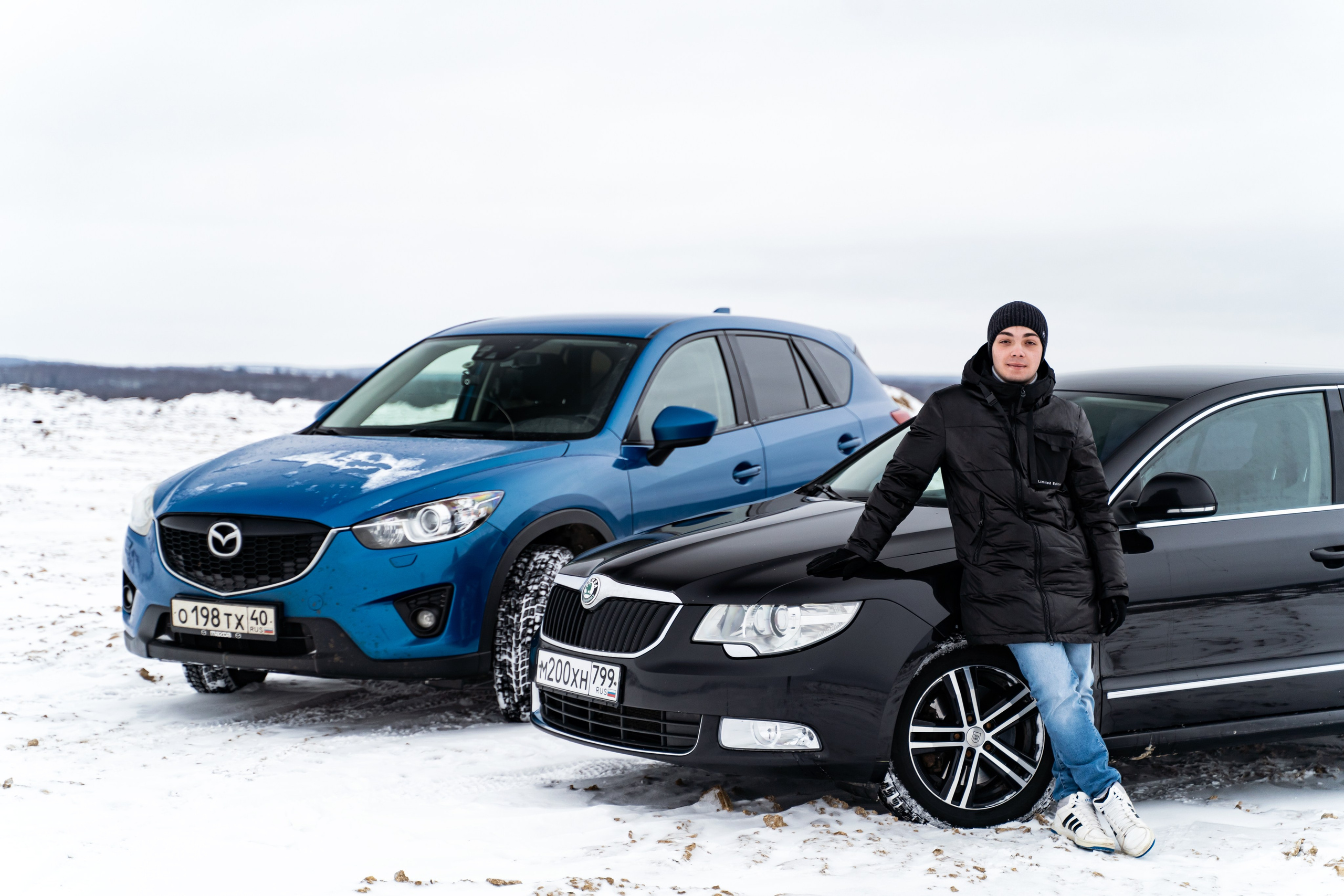 Mazda CX-5 and Skoda Superb. Vlad Trykov