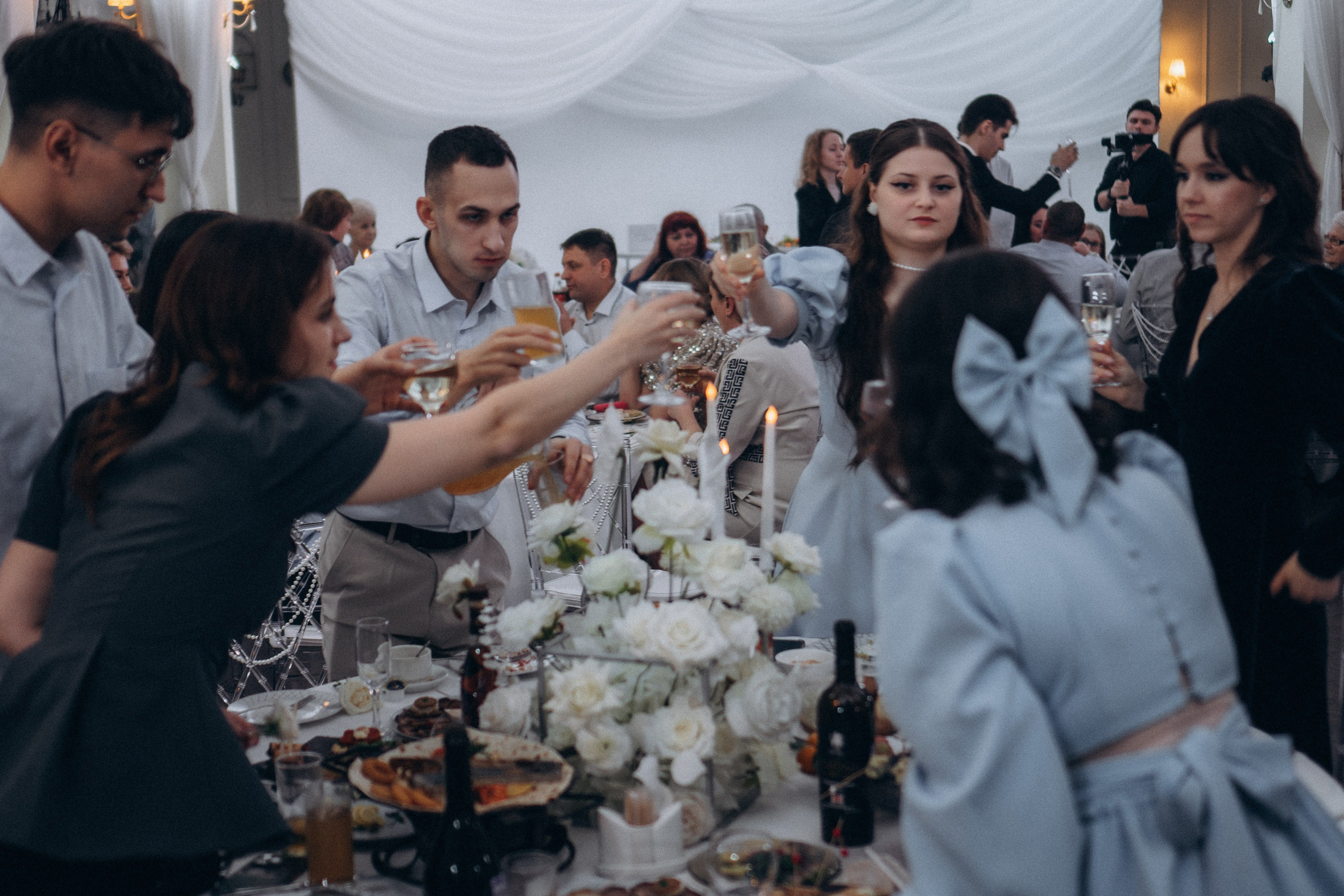 СЬЕМКА СВАДЕБНОГО БАНКЕТА (СНЯТО В СИБИРЕ В НИЖНЕВАРТОВСКЕ). Профессиональный фотограф, Санкт-Петербург — Виктория Богомолова