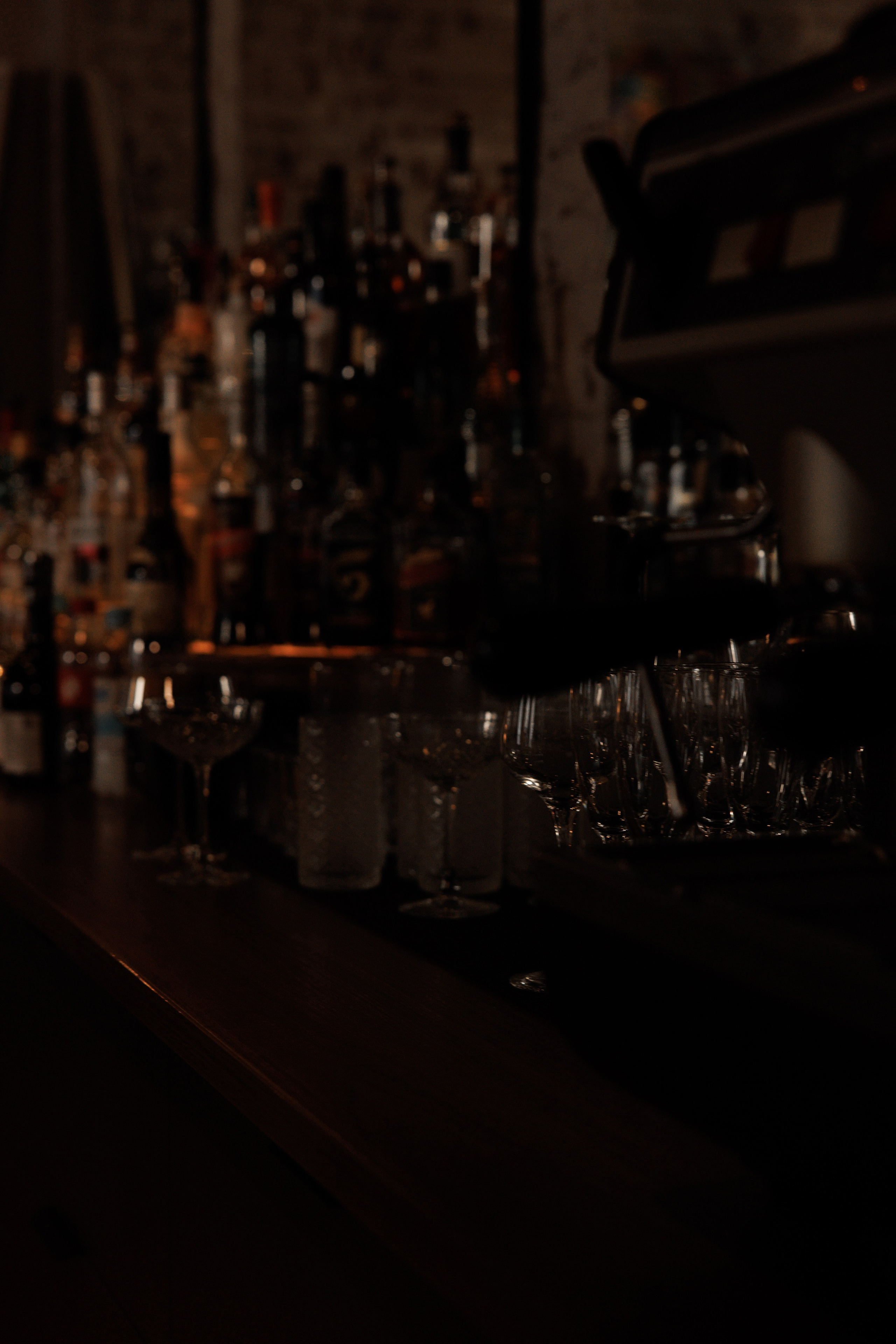 Свадебная серия в баре. Свадебный и семейный фотограф  во Владивостоке Ольга Украинец