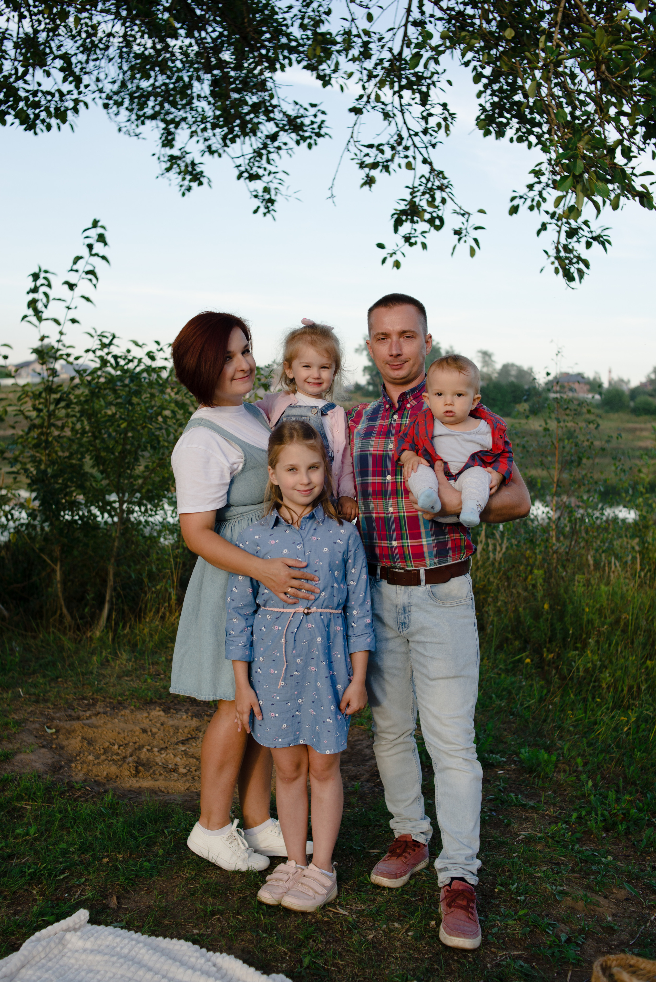 На берегу реки. Семейный и детский фотограф Иваново Ксения Азаренкова
