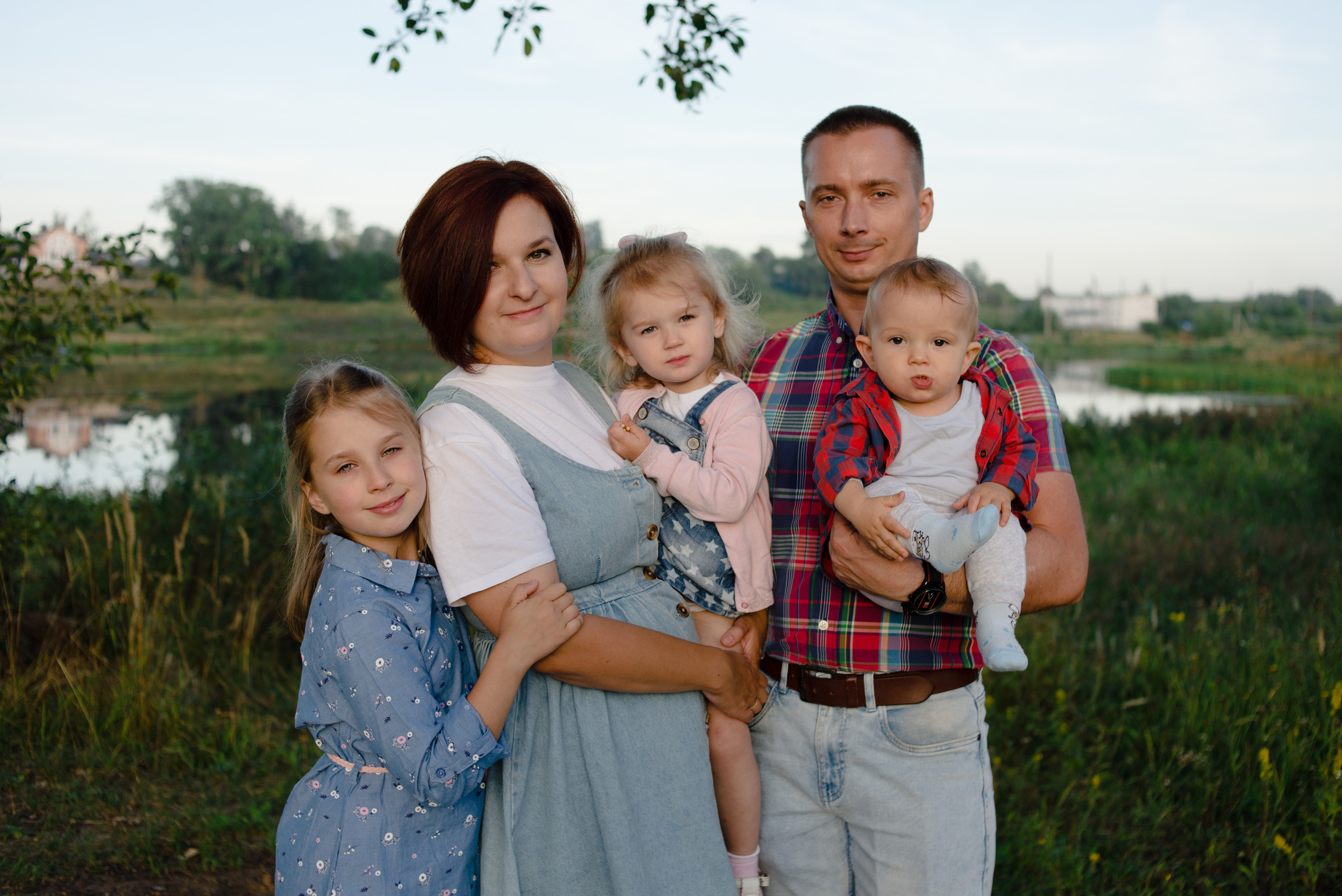 На берегу реки. Семейный и детский фотограф Иваново Ксения Азаренкова