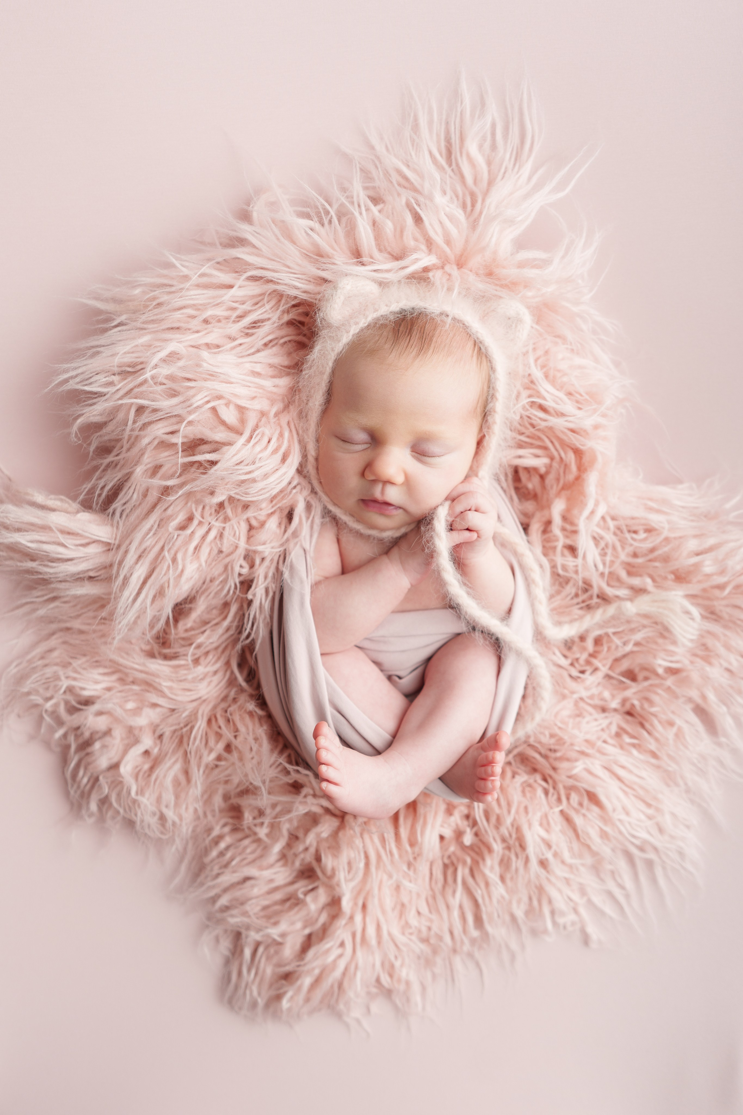 ✨. Профессиональный фотограф новорожденных Тверь