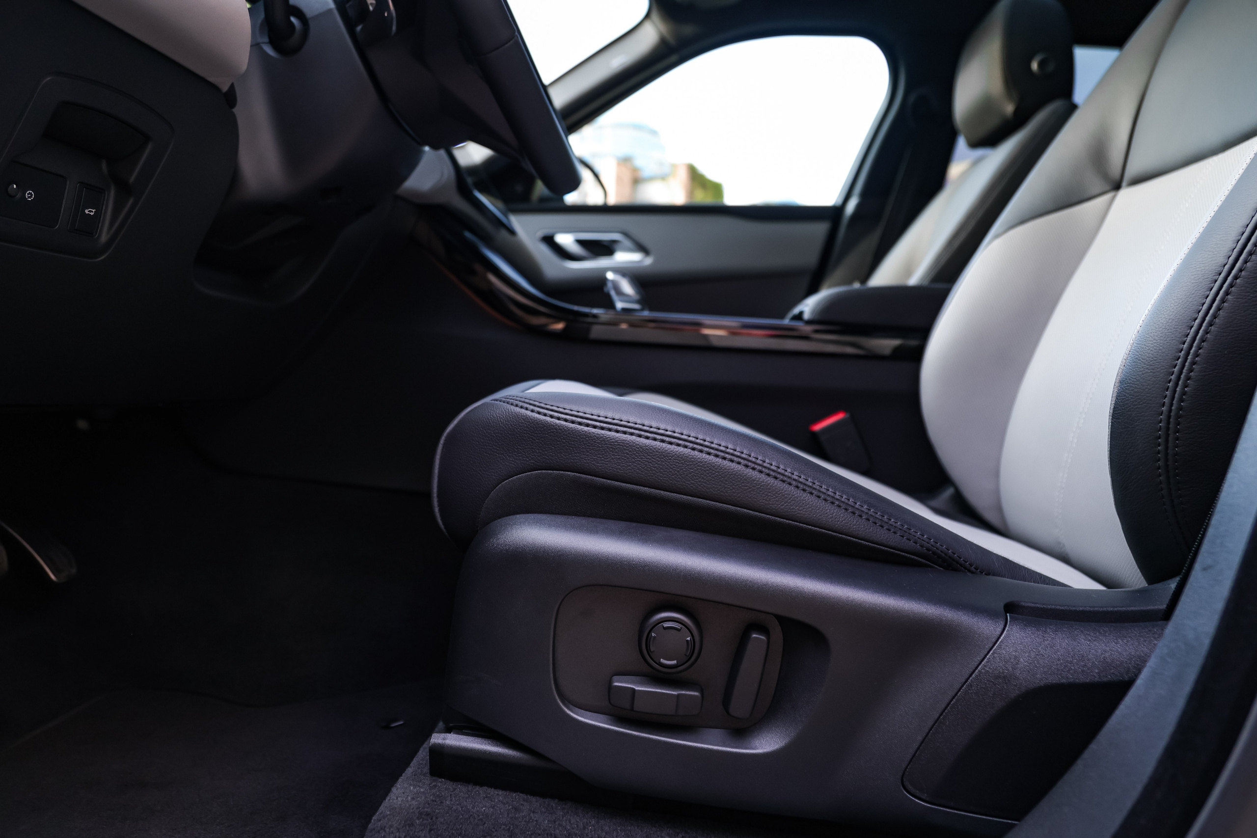 2024 RANGE ROVER VELAR 2.0 AT. Mixturecaptures