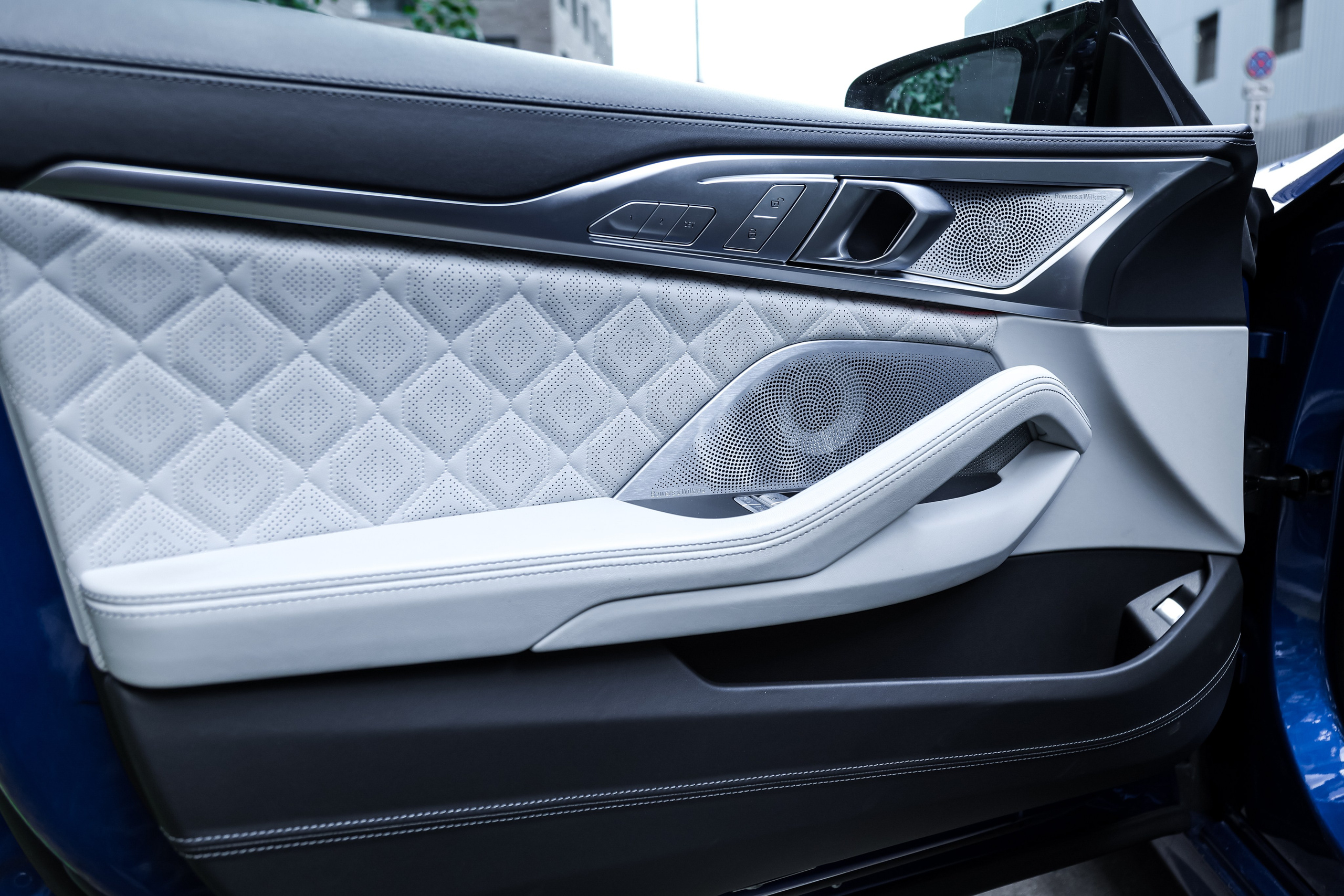 2022 BMW M8 COMPETITION RESTYLING FROM USA $145,000 / 17,500 KM ODOMETER. Mixturecaptures