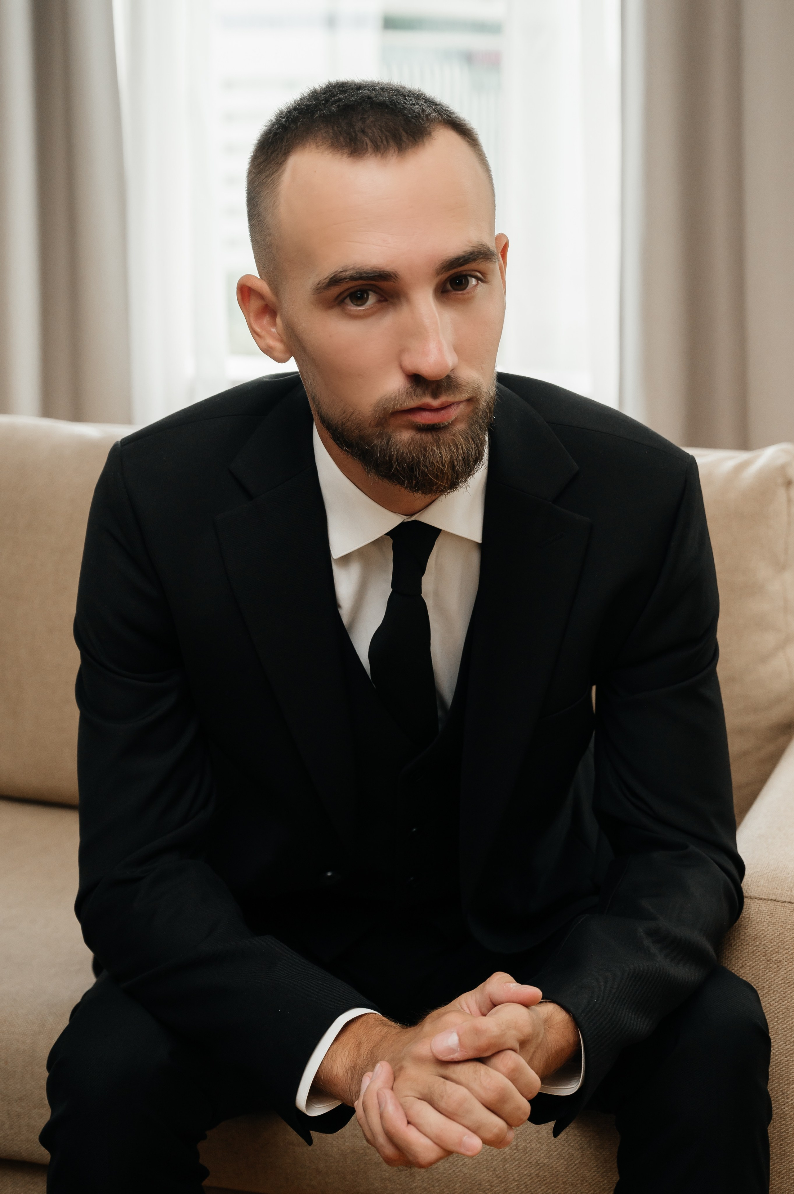 Свадьба (утро в отеле). Свадебный и семейный фотограф в Краснодаре Алина Мельник