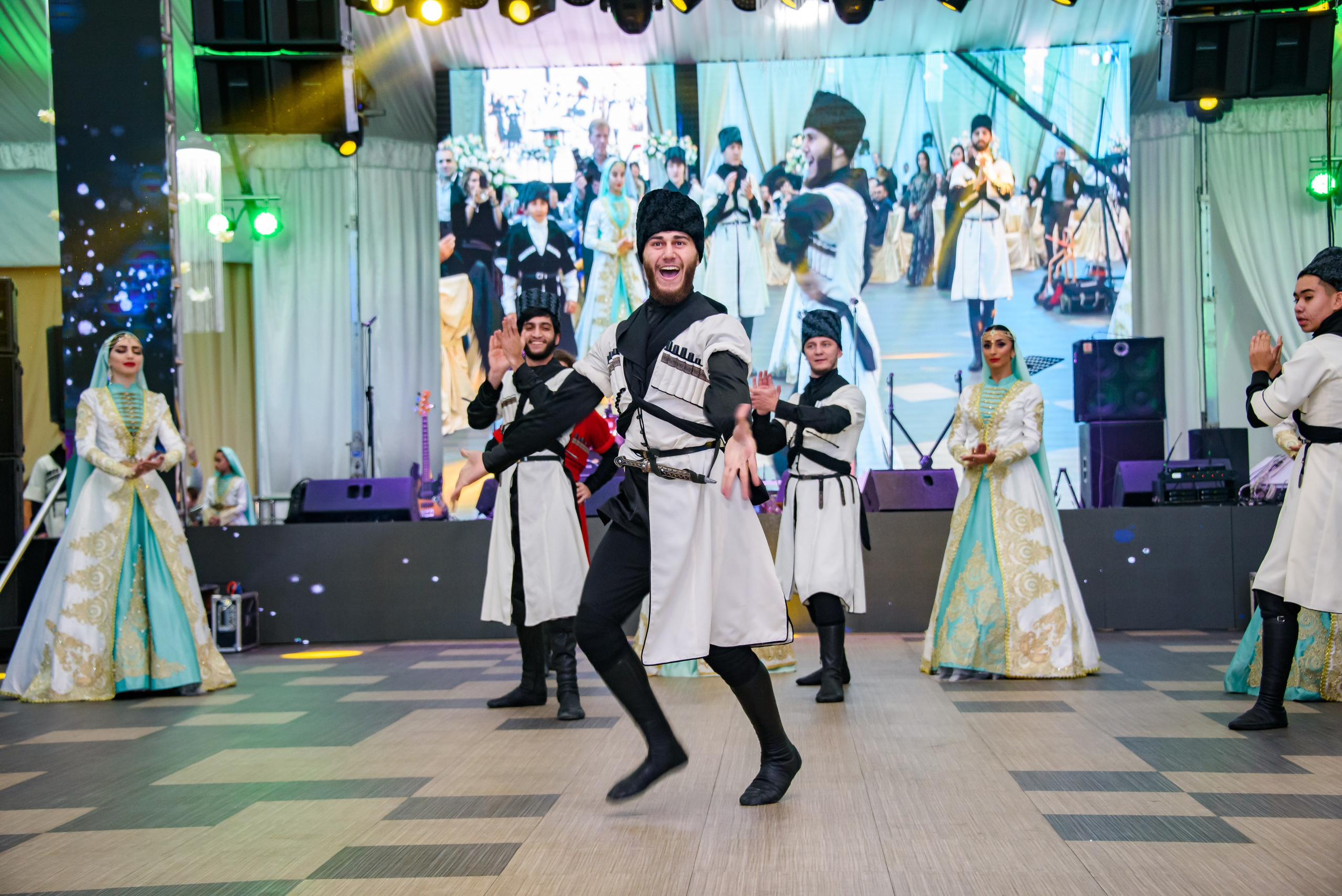 Свадьба. Фотосъёмка. Фотограф Сергей Авдеев-семейный и детский фотограф в Алматы