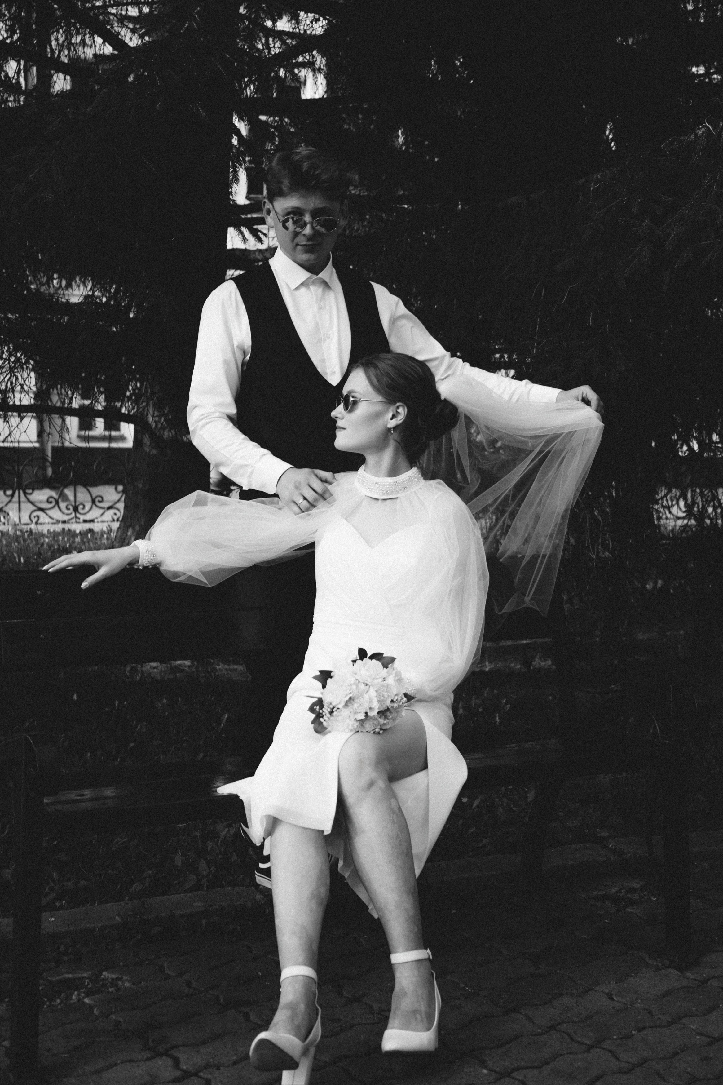 Владислав и Юлия Вечерняя прогулка по городу. Свадебный Фотограф в Иркутске Екатерина Елисеева