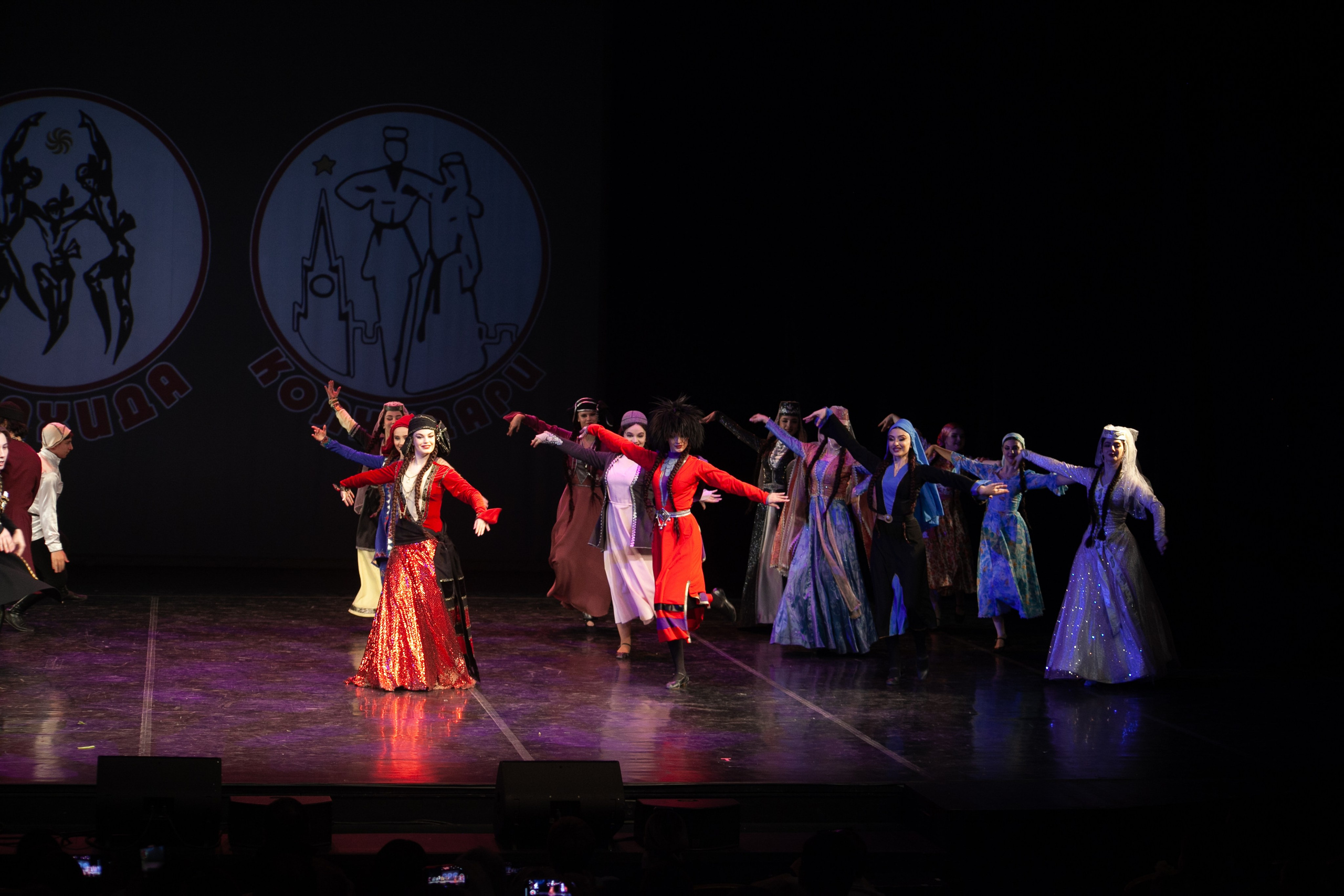 Концерт, грузинские танцы. Art photographer Nino