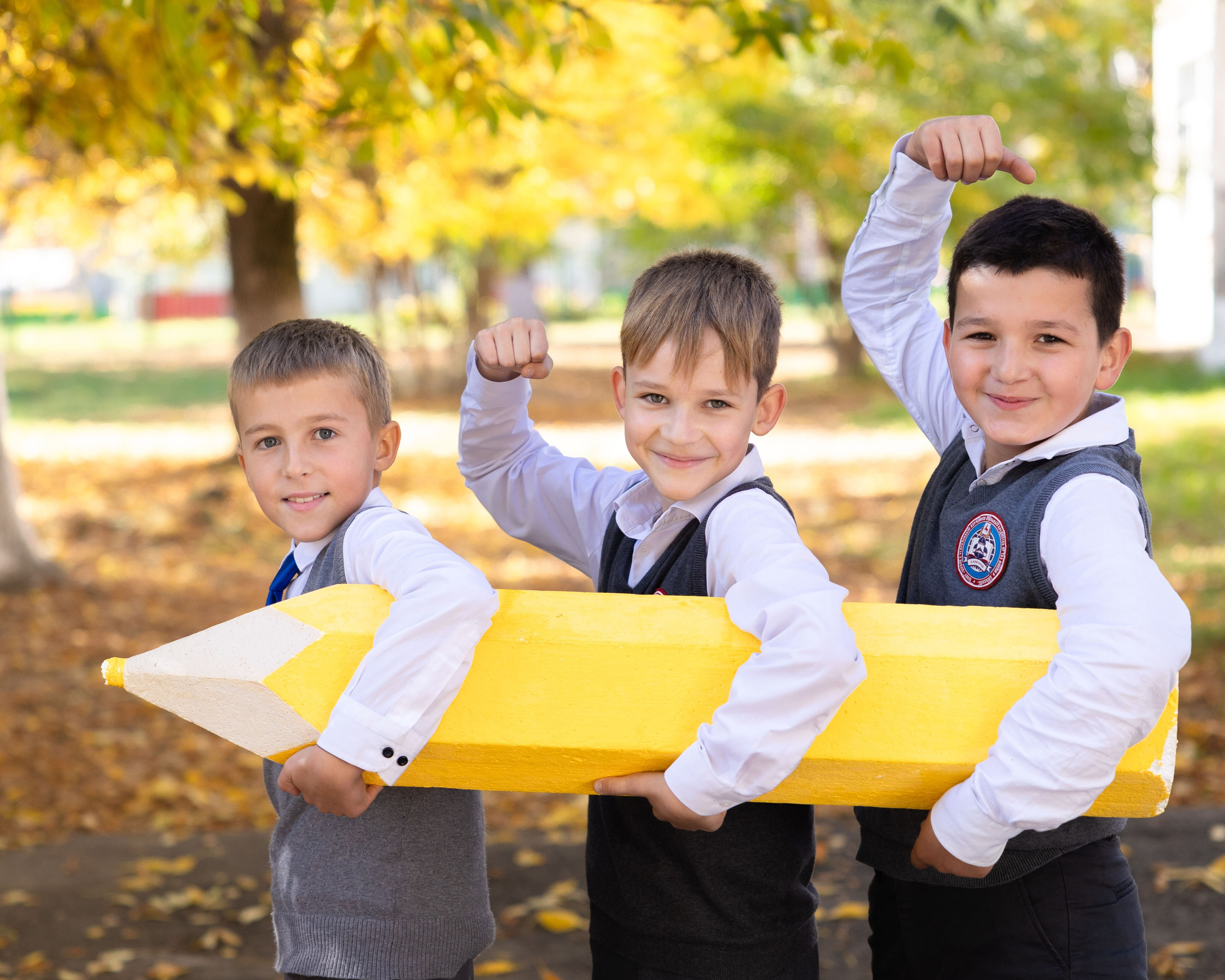 Школа это не только учеба. Это еще и дружба на всю жизнь!. Лапшина Юлия — школьный фотограф в Нижнем Новгороде. Выпускные альбомы