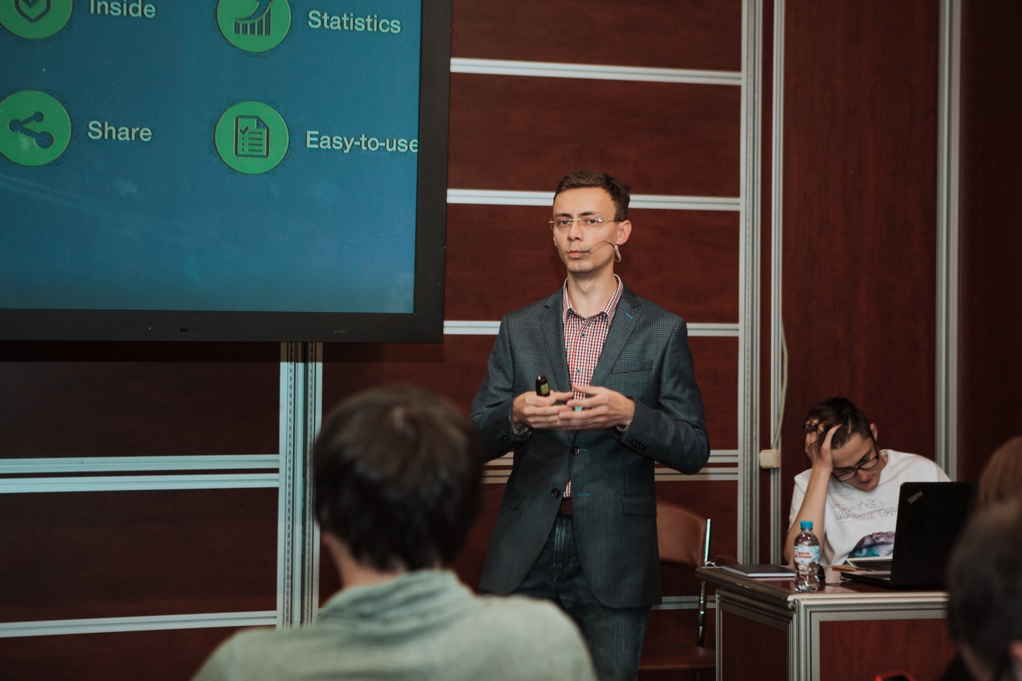 Матемаркетинг — 7 ноября 2018. Фотобанк Матемаркетинг