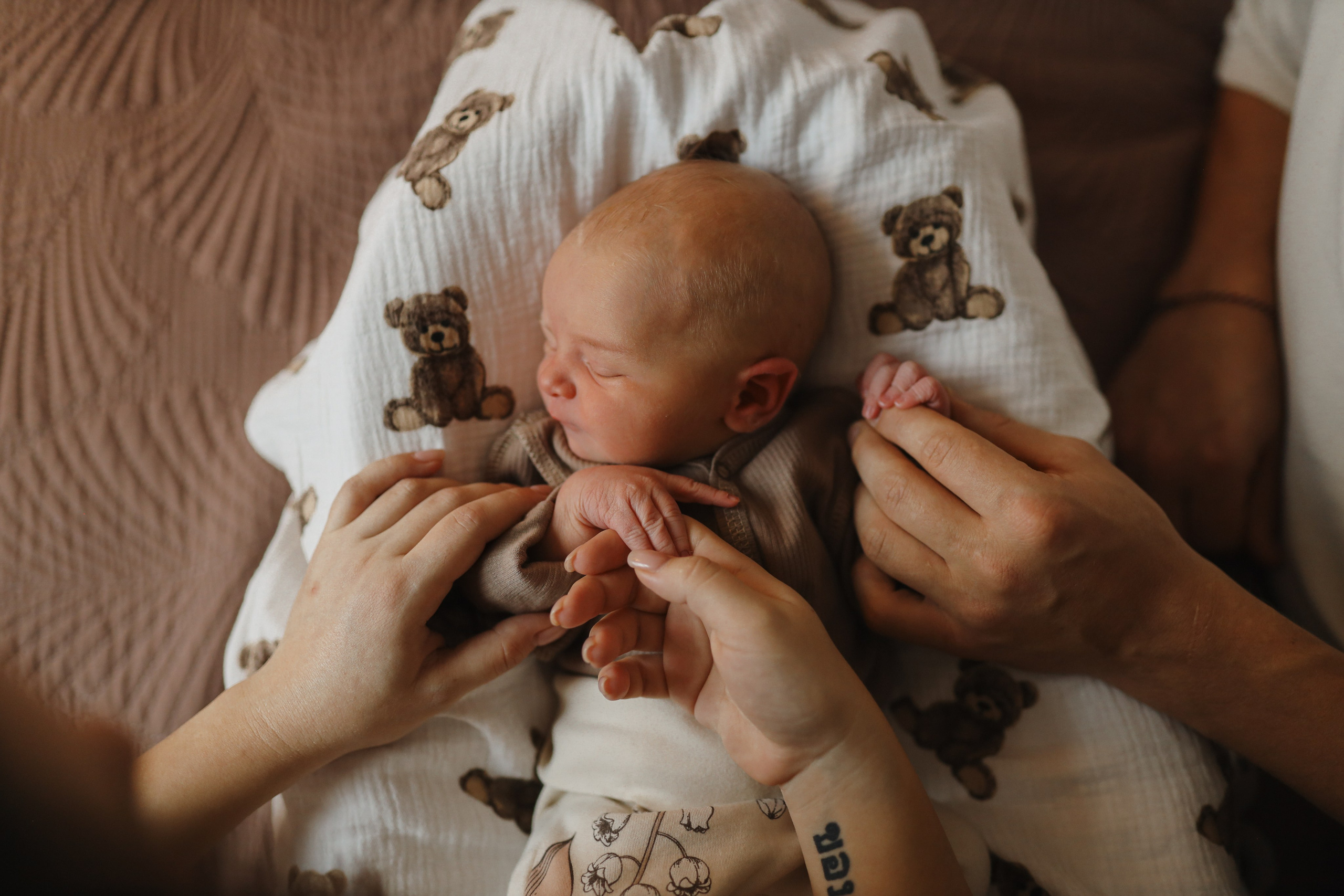 Выписка Теи🤍. Фотограф на роды в Санкт-Петербурге, семейный, нью-борн Алиса Хрекова