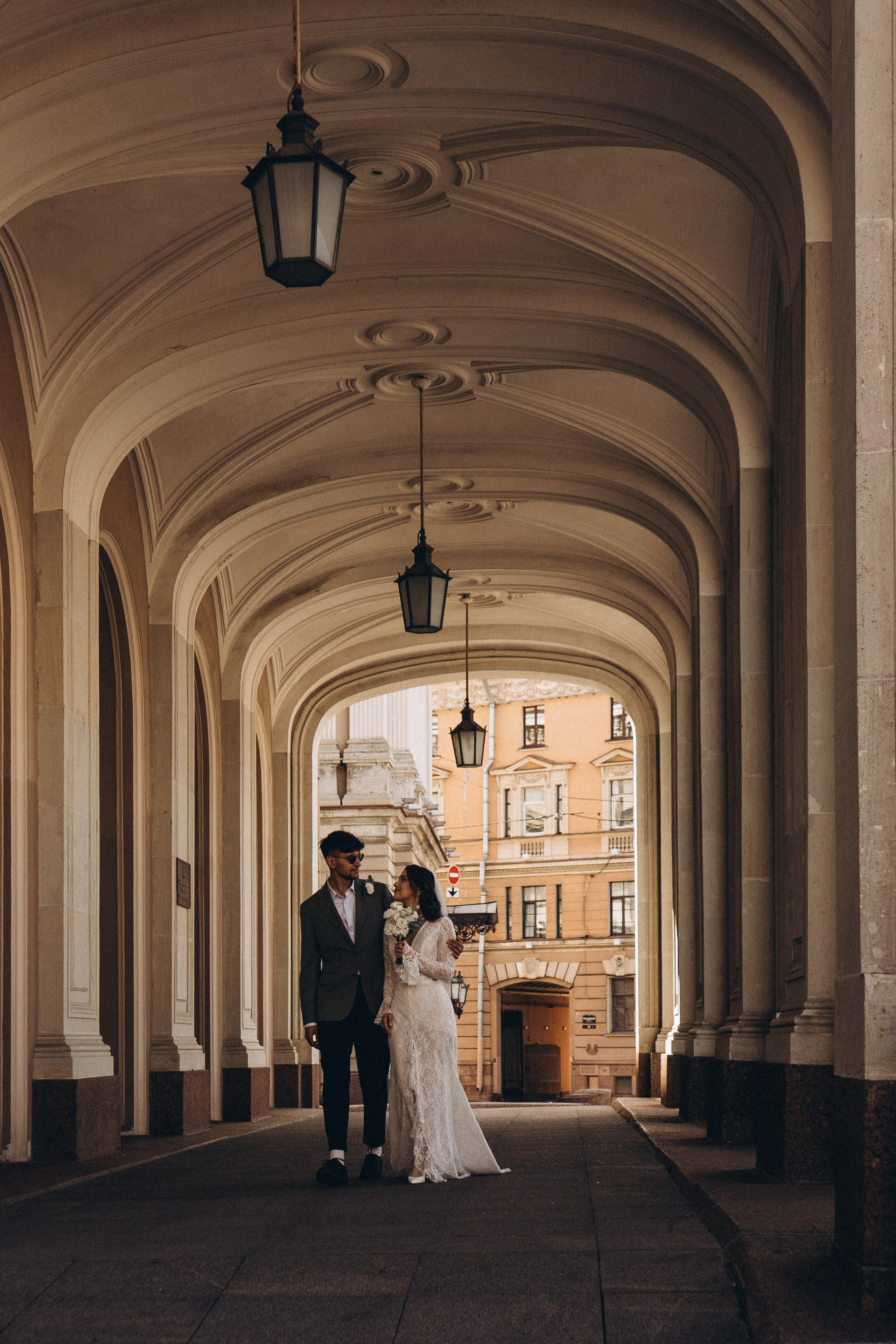 СВАДЕБНАЯ ПРОГУЛКА ВОЗЕ ИСАИКЕВСКОГО СОБОРА АСТОРИИ И ЗАКОНОДАЛЕТНОГО СОБРАНИЯ. Профессиональный фотограф, Санкт-Петербург — Виктория Богомолова