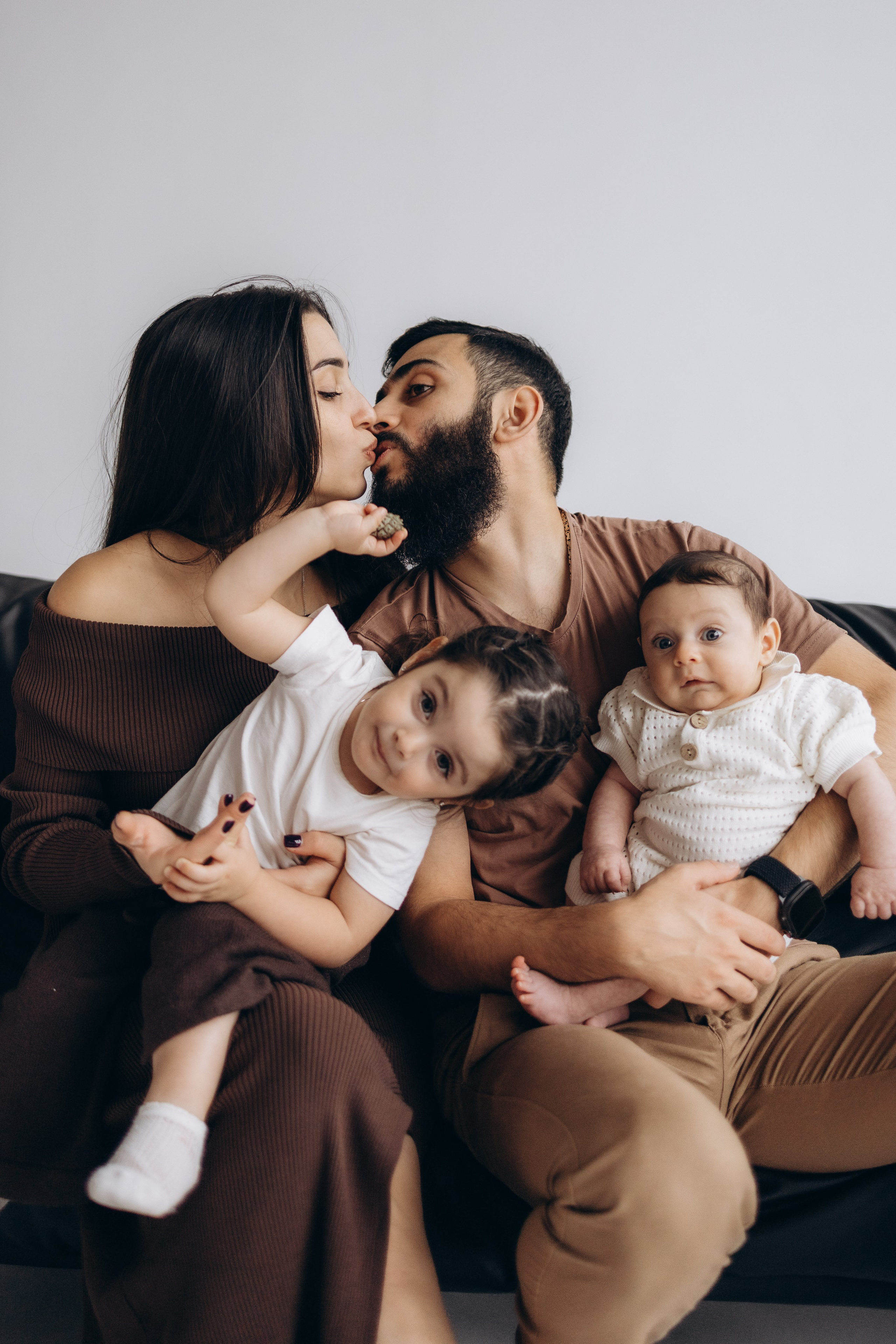 Семейная студийная фотосъемка (03.11.2025 г.) г. Обнинск (Калужская обл.). Надежда Стар семейный и церковный фотограф в Жукове и Калужской области