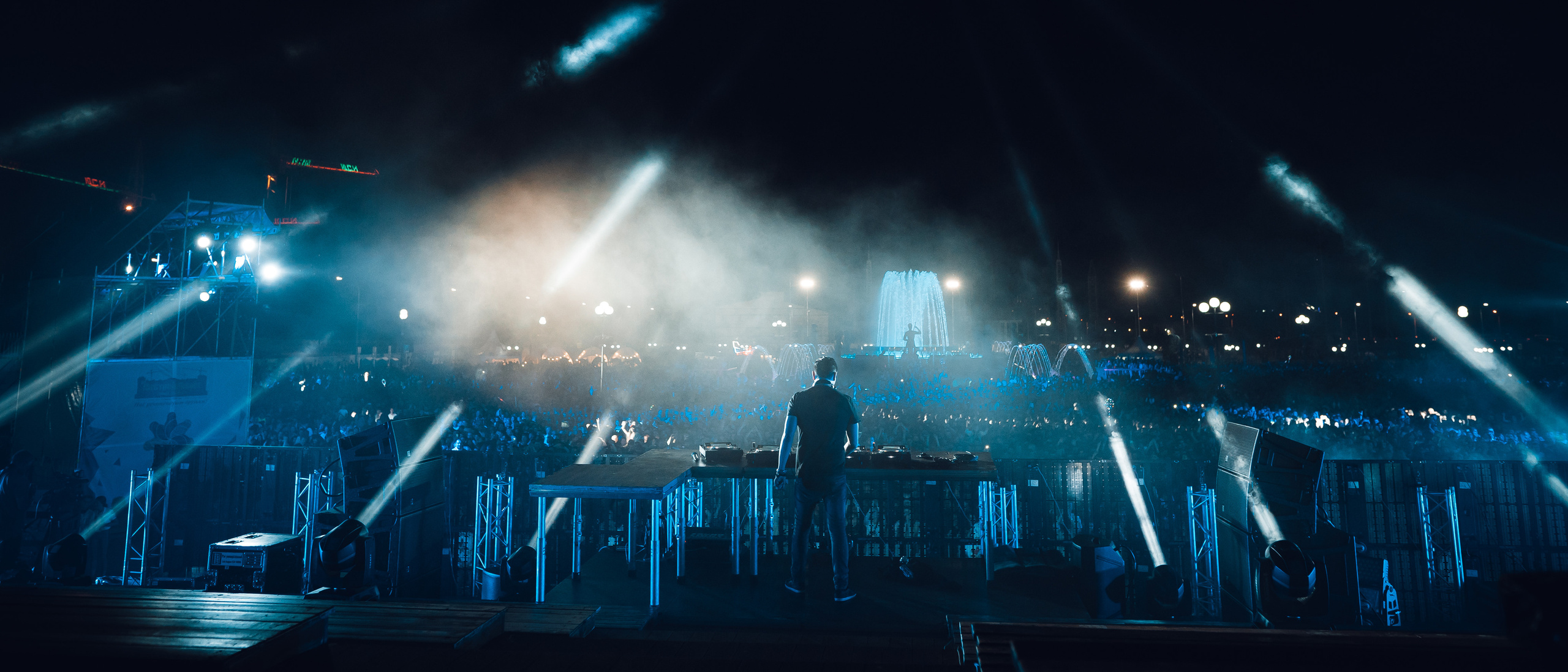 DJ Willy William and DJ David Vendetta