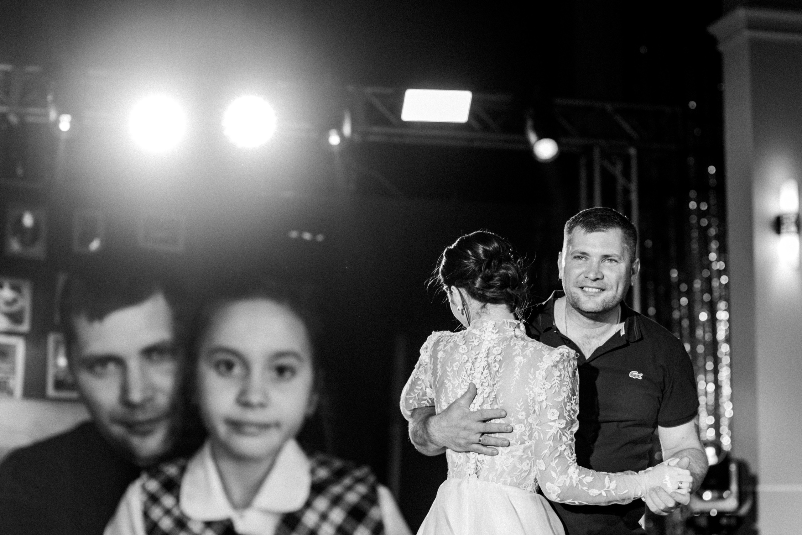 Банкет (Ксения & Никита). Свадебные фотографы в г. Сургут Маркова Наталья и Замахина Елена