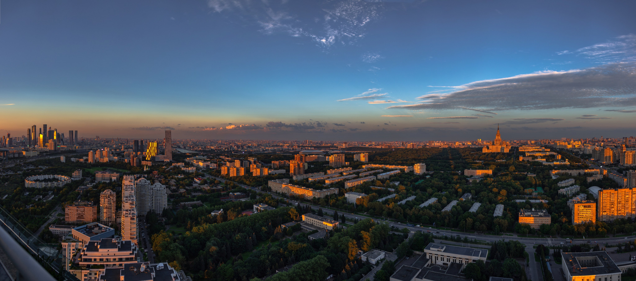 Просто на крышу. Фотограф Лара Кучина