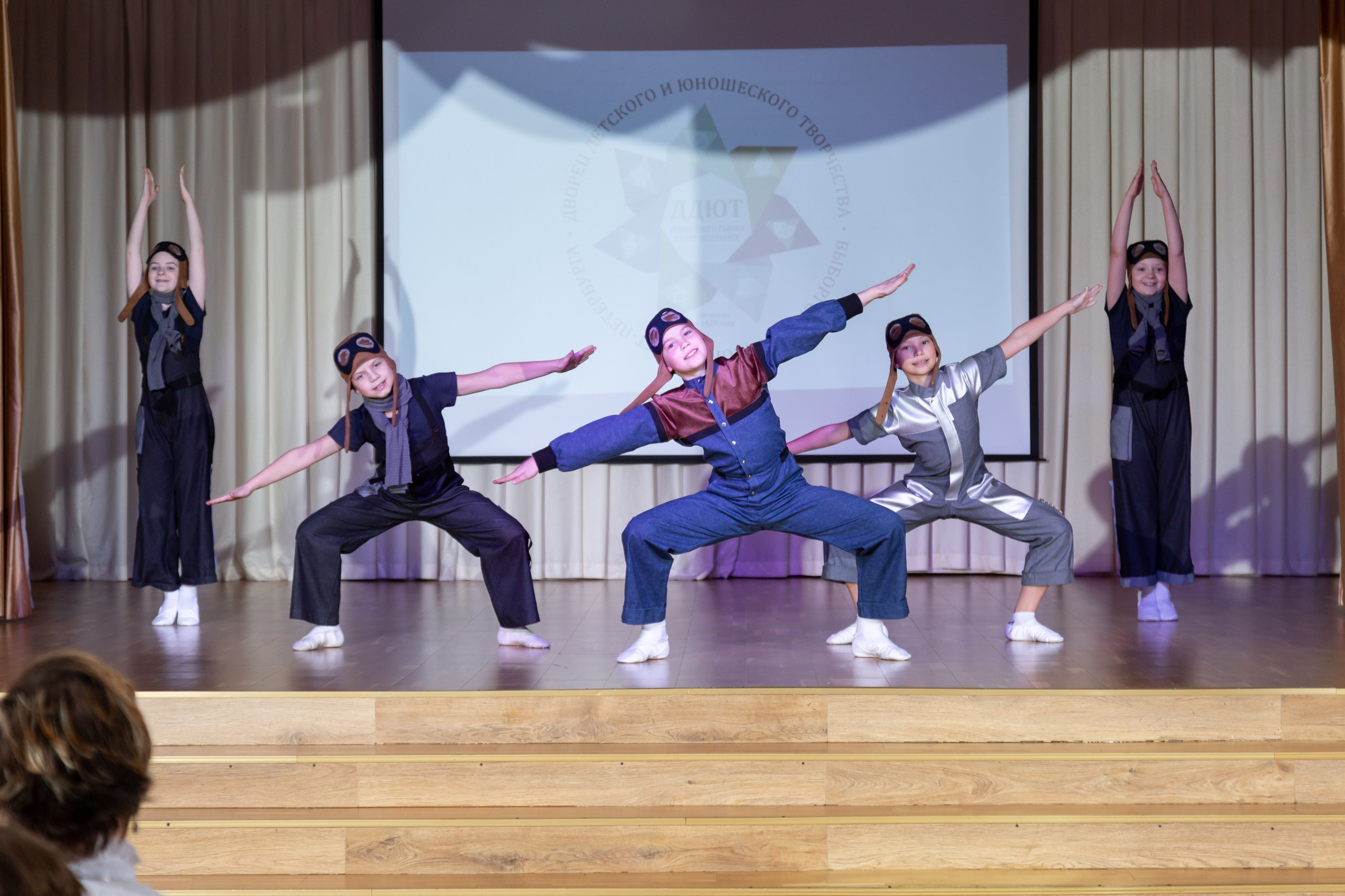 Звёздочки Дворца. Семейный и детский фотограф в Санкт-Петербурге Пуликов Дмитрий