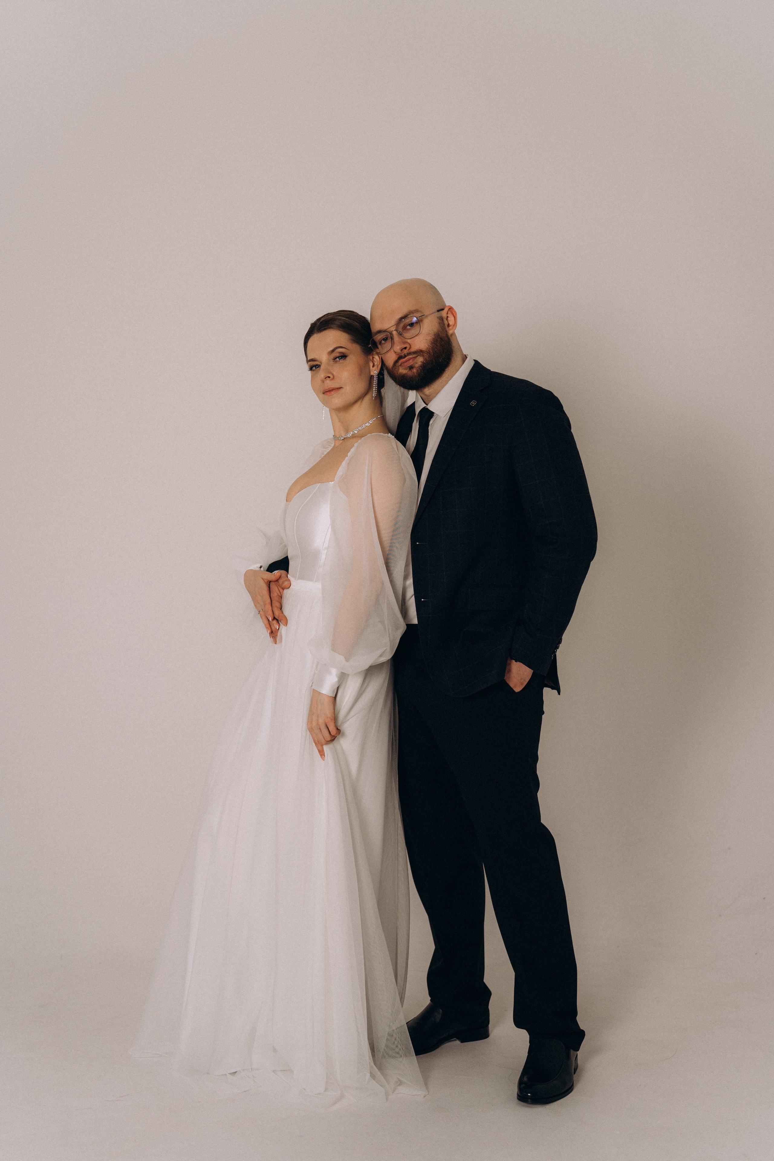СВАДЕБНАЯ СЬЕМКА ВО ВТОРОМ ДВОРЦЕ (ДЕКАБРЬ) ТАКЖЕ СЬЕМКА В СТУДИИ НА ЧЕРНЫШЕВСКОЙ. Профессиональный фотограф, Санкт-Петербург — Виктория Богомолова