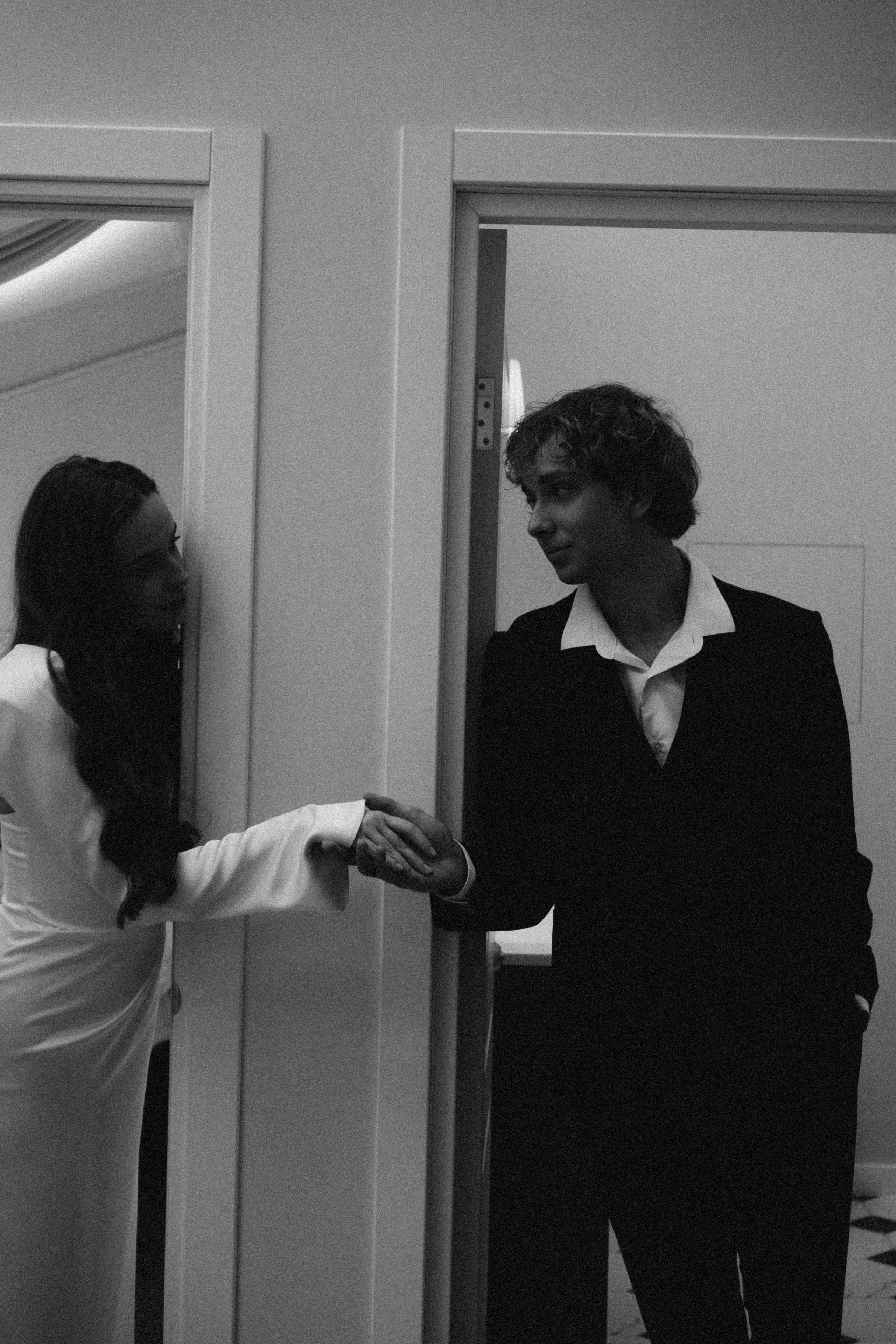 СВАДЕБНАЯ СЬЕМКА В ОТЕЛЕ. СБОРЫ ЖЕНИХА И НЕВЕСТЫ И ТАКЖЕ ТОР И ПОДГОТОВКА К ПРОГУЛКЕ. Профессиональный фотограф, Санкт-Петербург — Виктория Богомолова