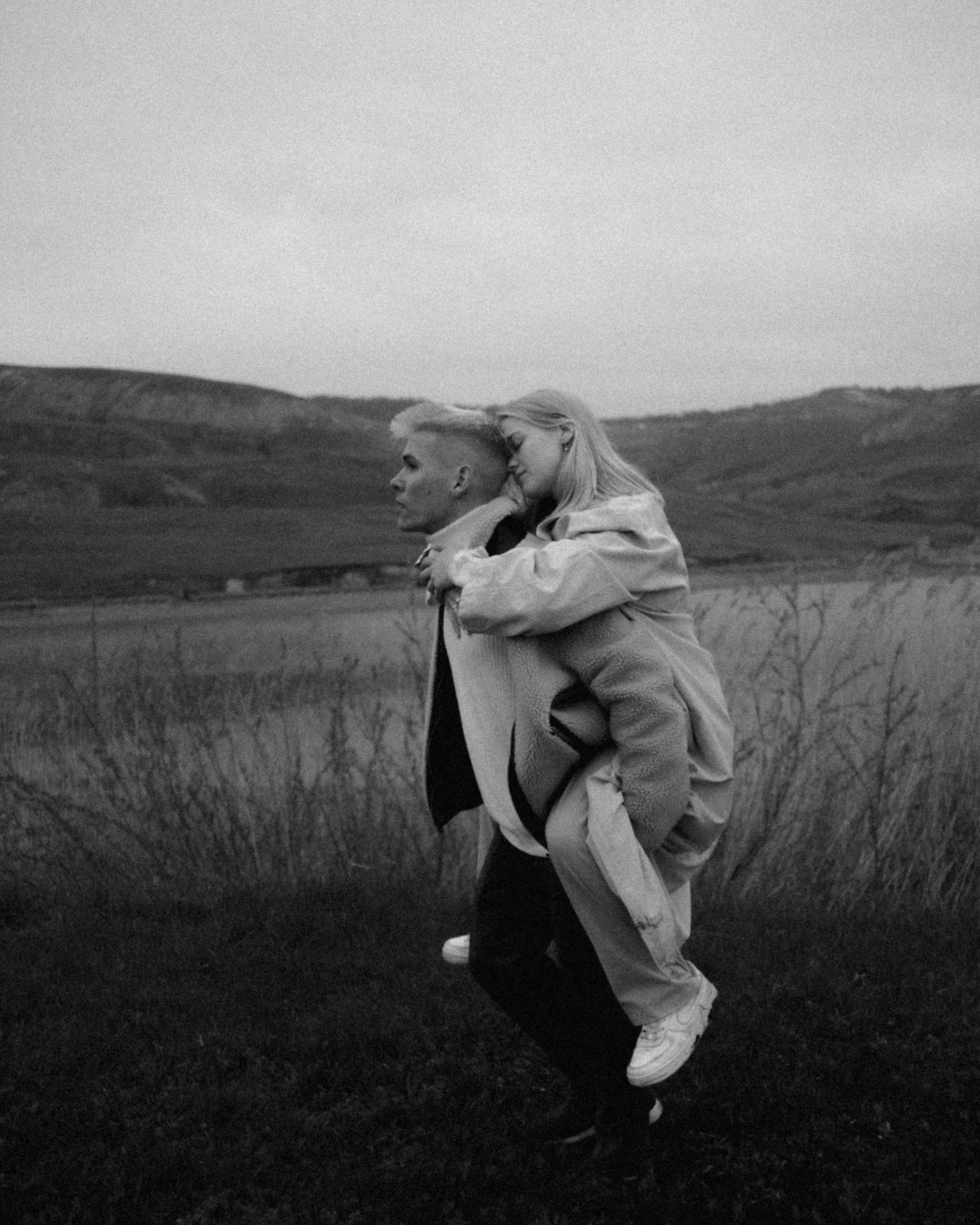 Настя и Саша. Main