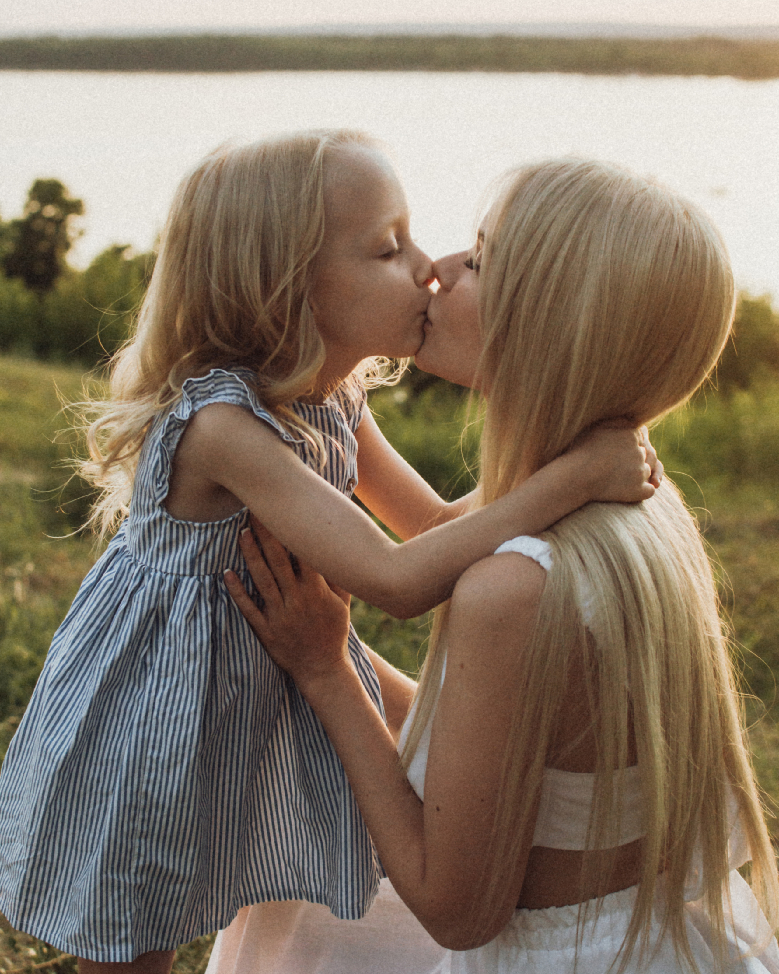 Даша и Вика. Фотограф Андрей Шаталин