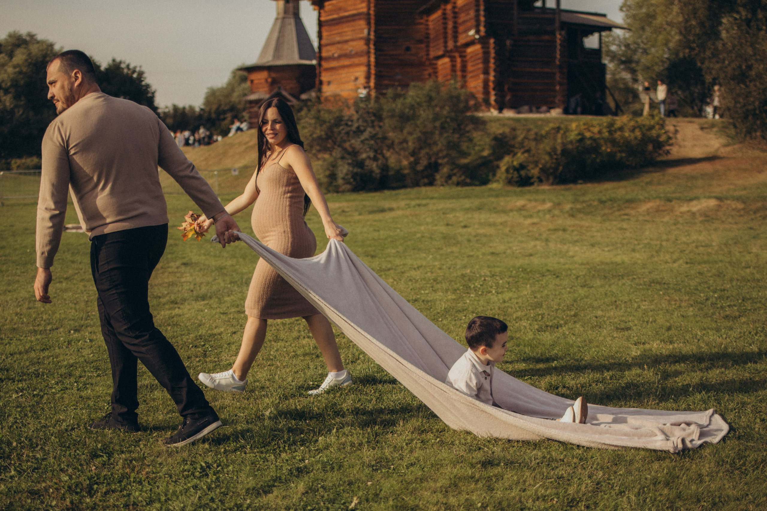 Александр, Диана и Демид в ожидании малышки. Семейный фотограф Москва