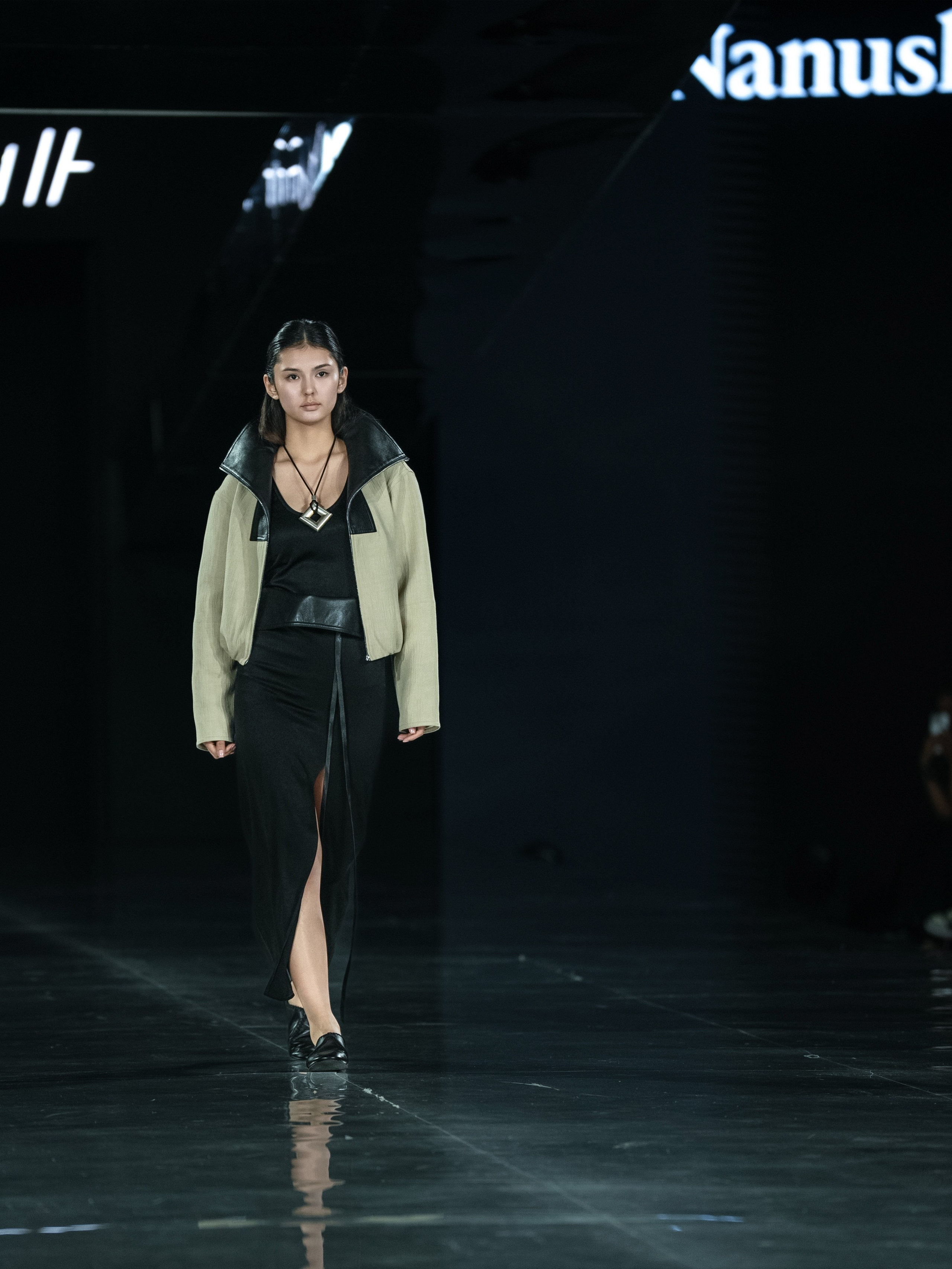 Visa Fashion Week Nanushka. Сайт Алматинского НЮ АРТ, будуар и фэшн фотографа Дениса Карпенко