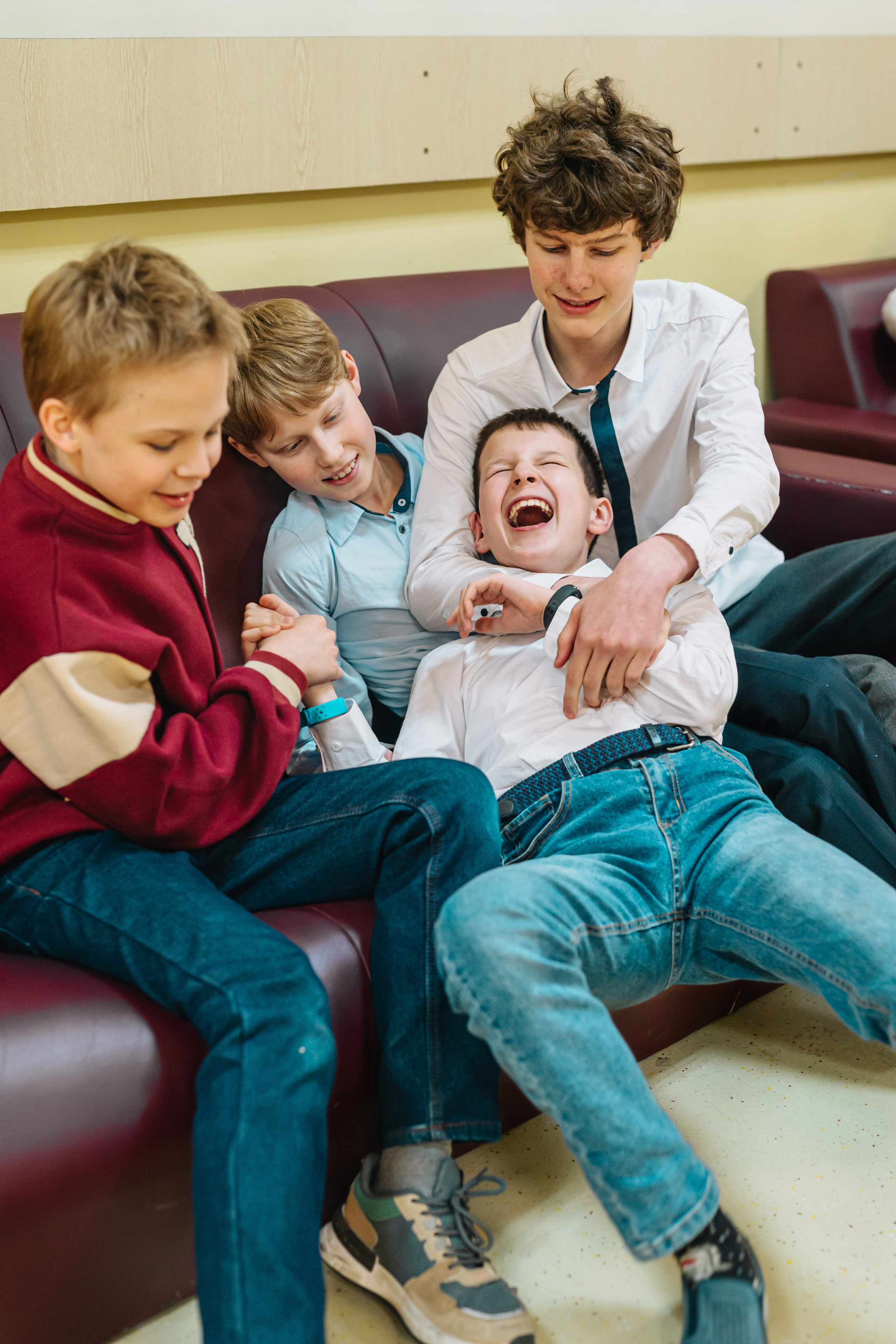 6 класс. Школьные альбомы и альбомы для детского сада. Юлия Осипова. Москва