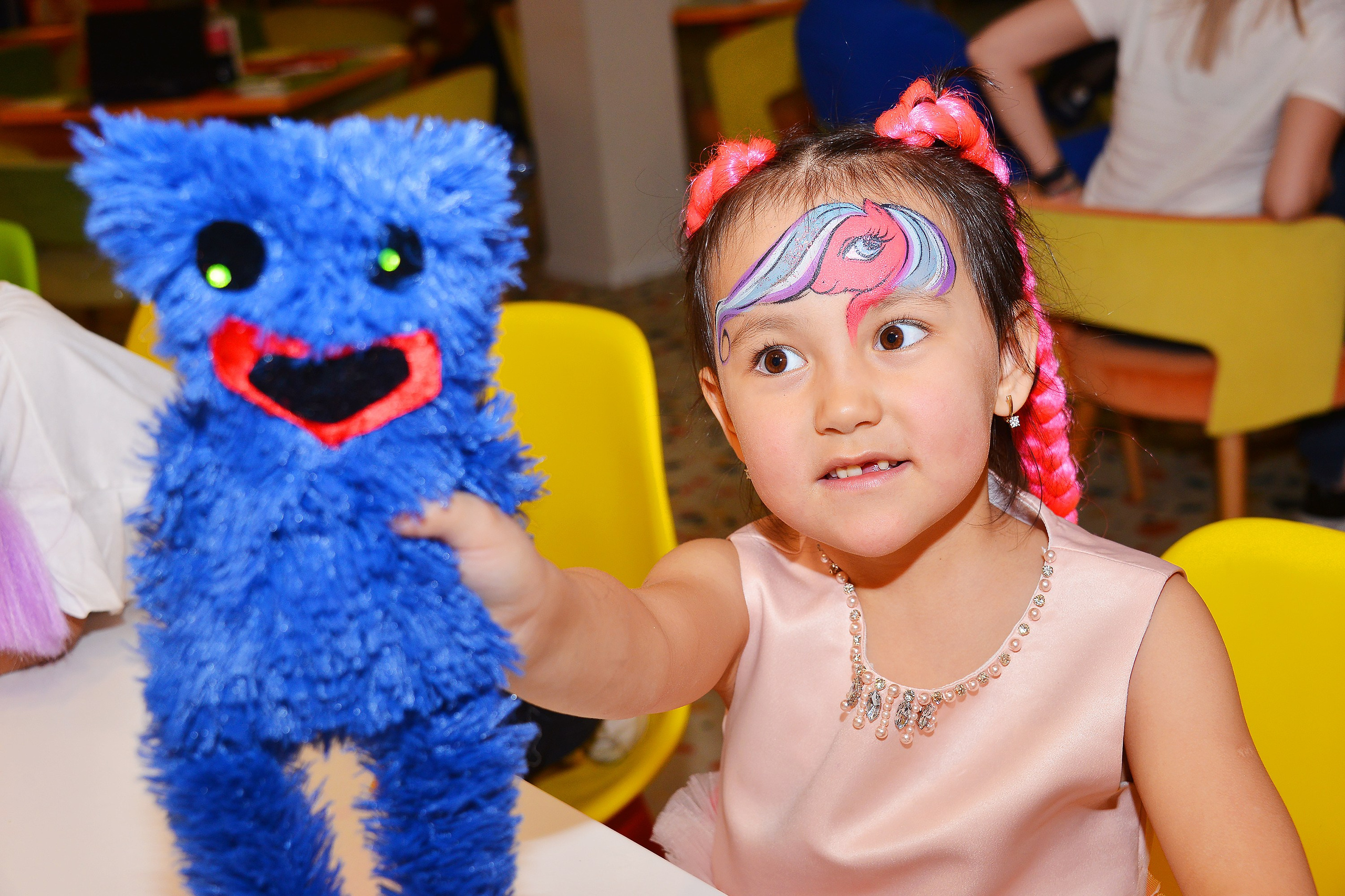 Дети-6 (Айлин-8 лет). Фотосъёмка. Фотограф Сергей Авдеев-семейный и детский фотограф в Алматы