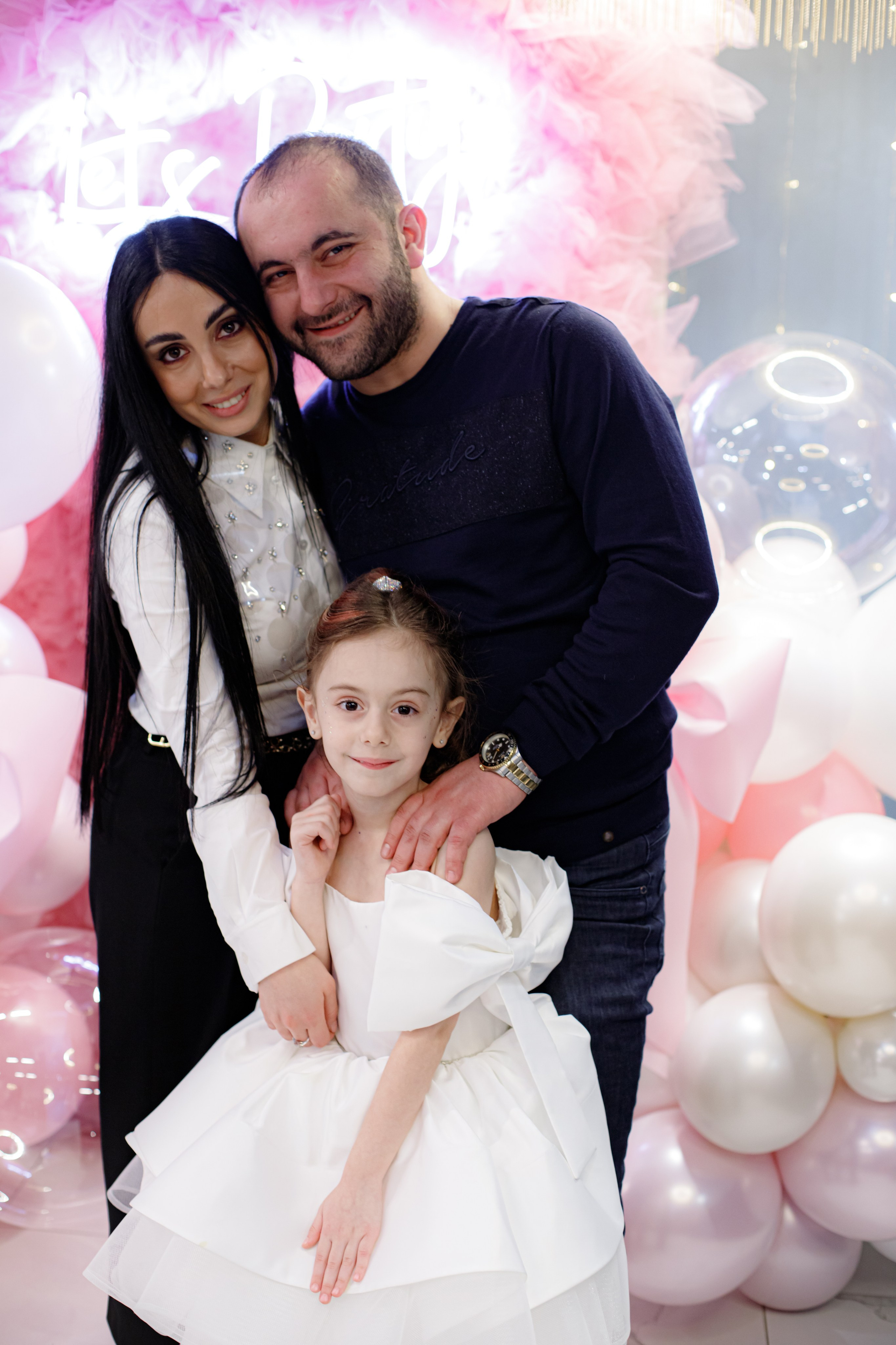 ASIA'S BIRTHDAY PARTY. Photokarish