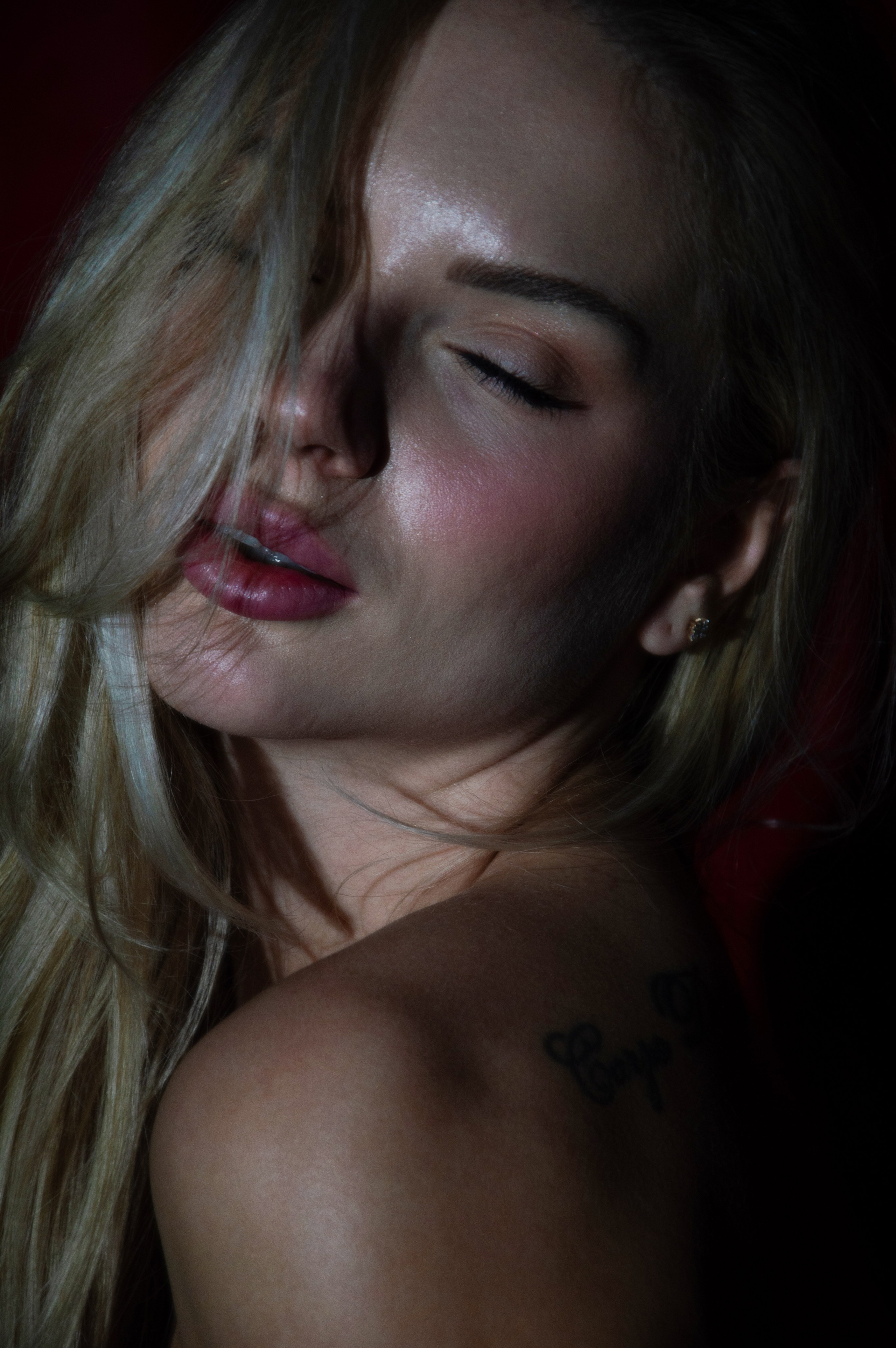 Женский портрет в Хабаровске