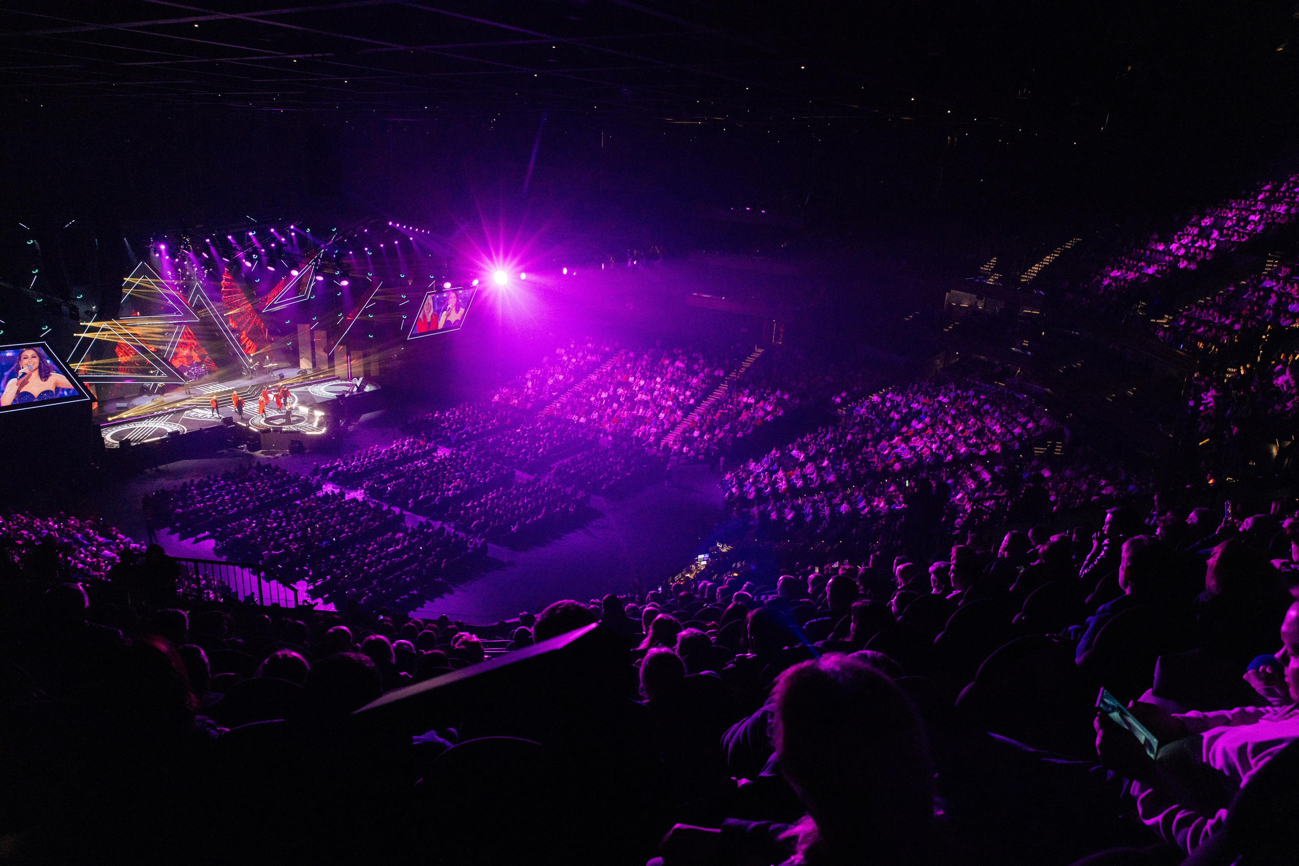 Фотограф на концерт Александр Чернин. Александр Чернин. Семейный и событийный фотограф