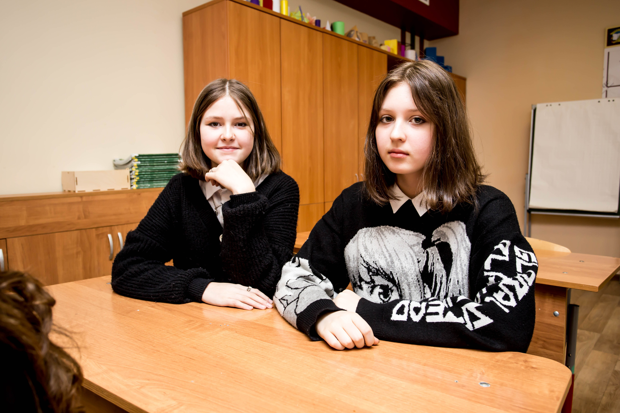 Пример фото в школе. Выпускные альбомы на заказ Нягань (фотокнигиназаказнягань)