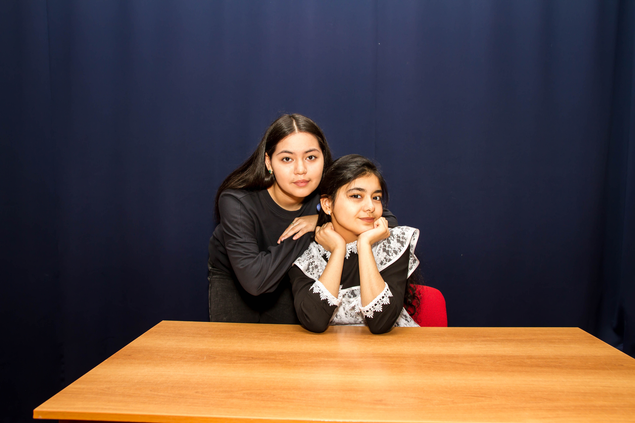 Пример фото в школе. Выпускные альбомы на заказ Нягань (фотокнигиназаказнягань)