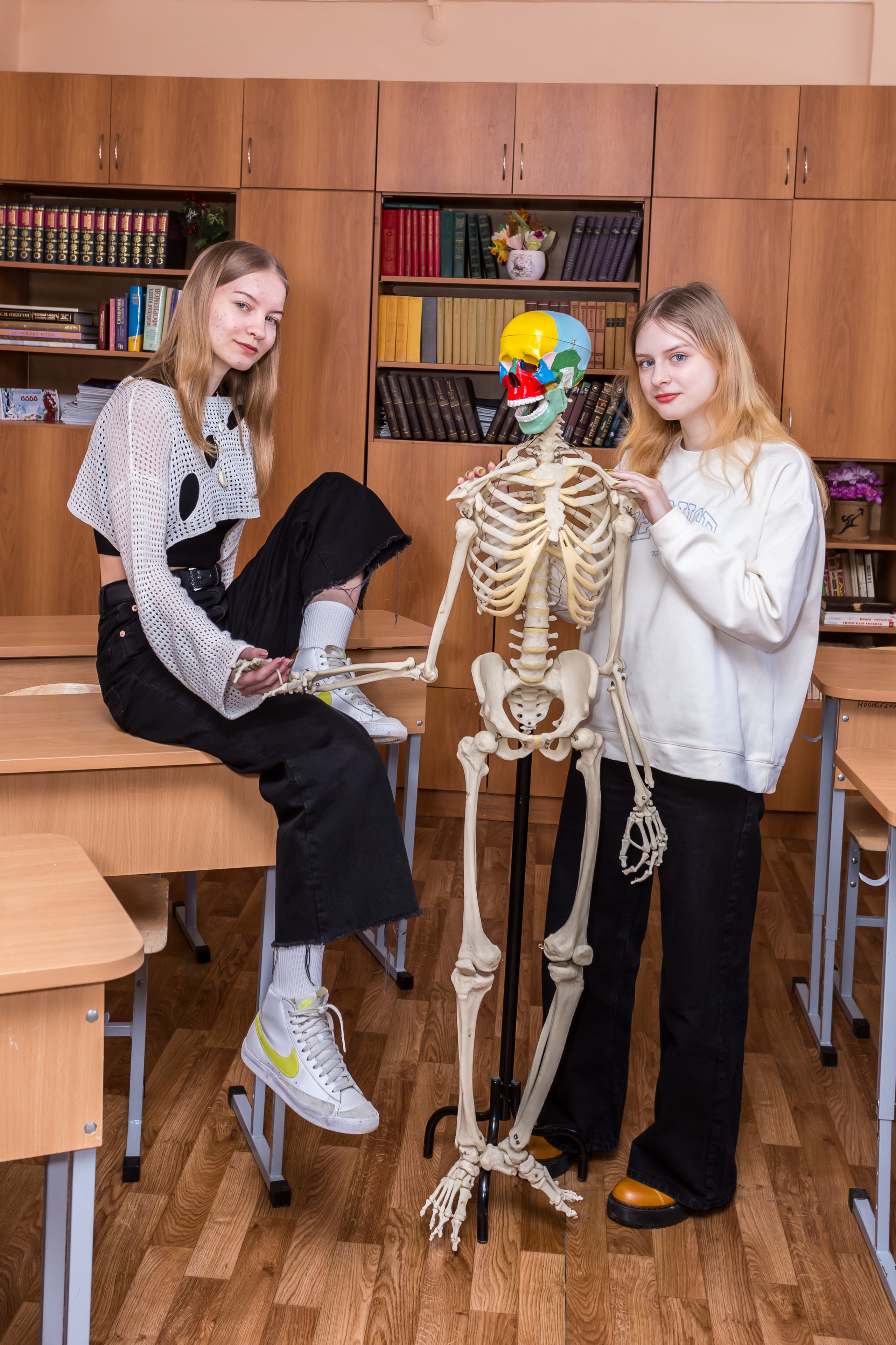 Пример фото в школе. Выпускные альбомы на заказ Нягань (фотокнигиназаказнягань)