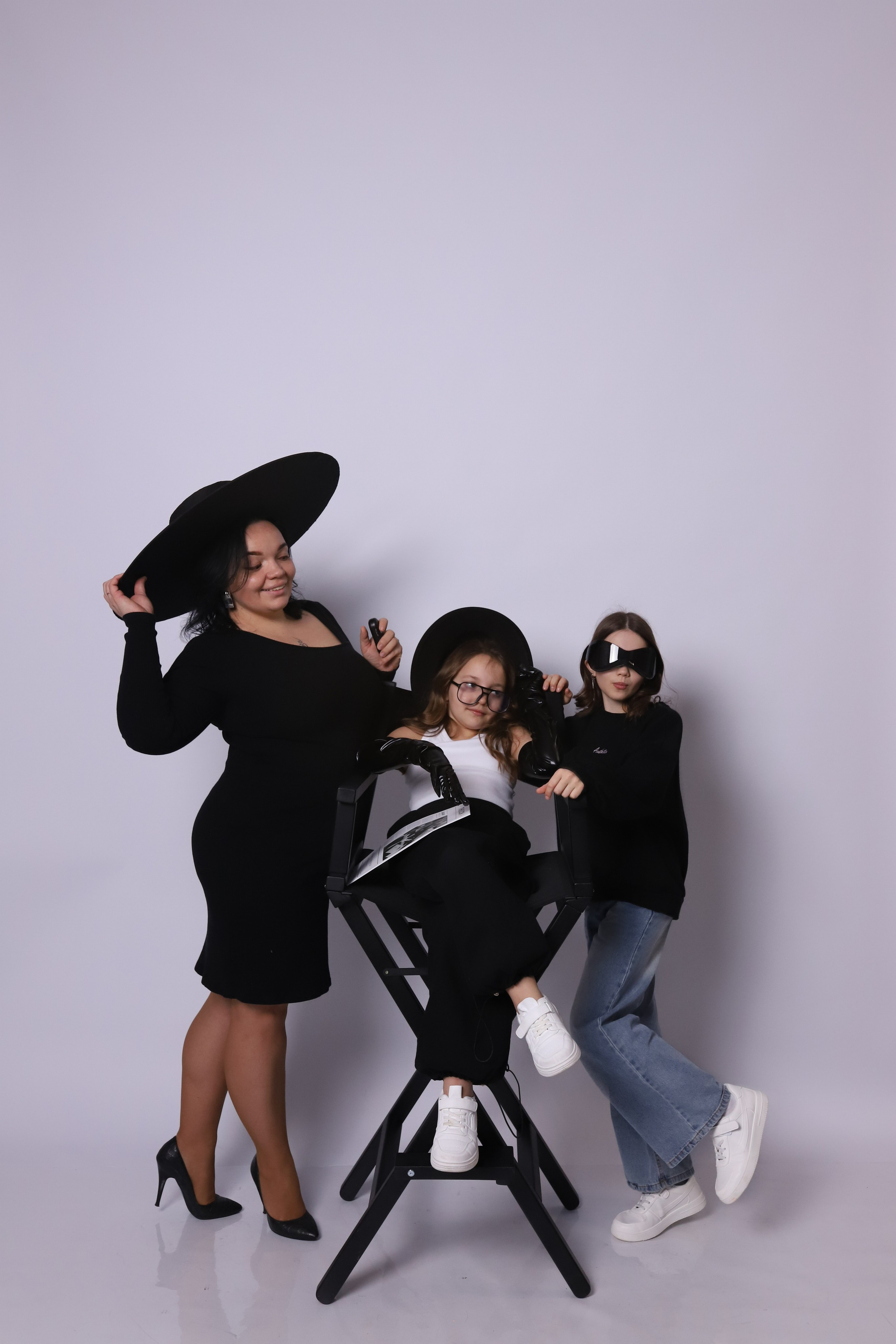 Фотостудия без фотографа в Санкт-Петербурге (Сделай свой автопортрет)