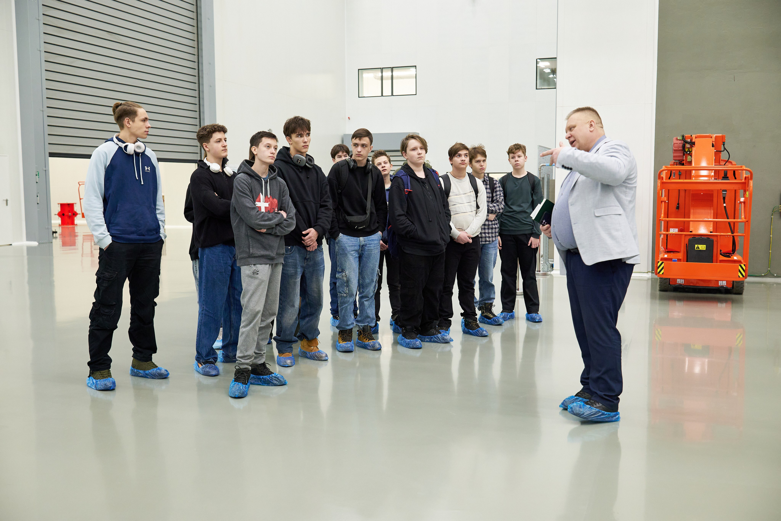 Экскурсия в «Газпром Космические системы». Фотограф Щёлково