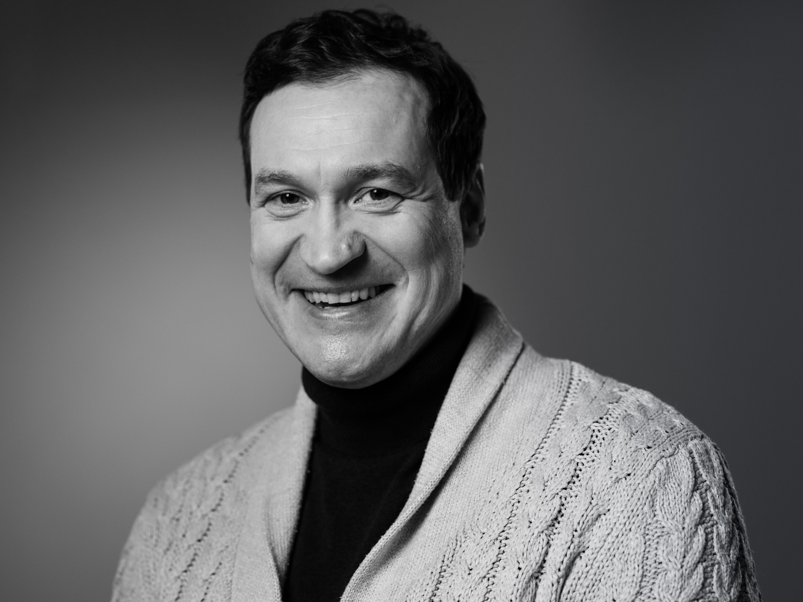 Студийный портрет актера Алексея Рыжкова