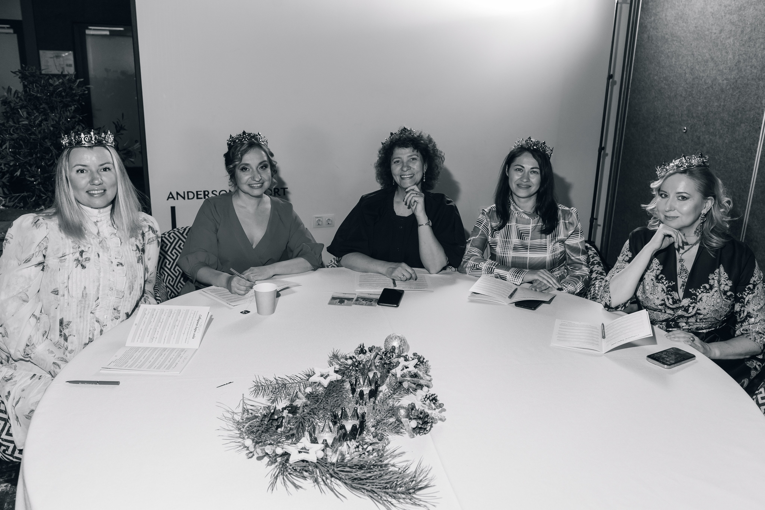 «Коронация». Бренд-фотограф для экспертов и блогеров в Москве Влада Горбовская