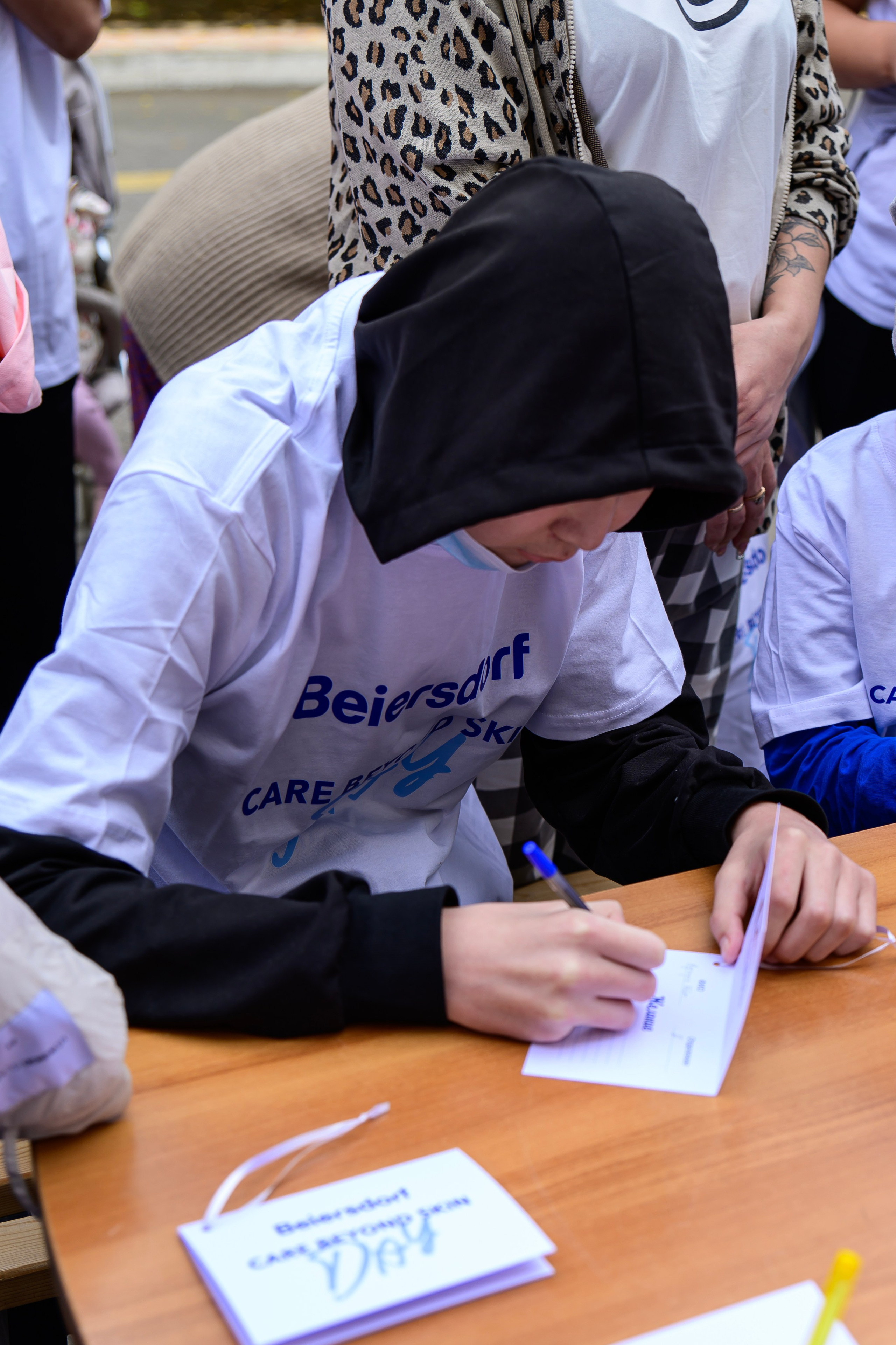 Фотосъемка мероприятия Благотворительная акция «Центре Педиатрии» Care Beyond Skin Day. Фотограф в Алматы Егор Поленов