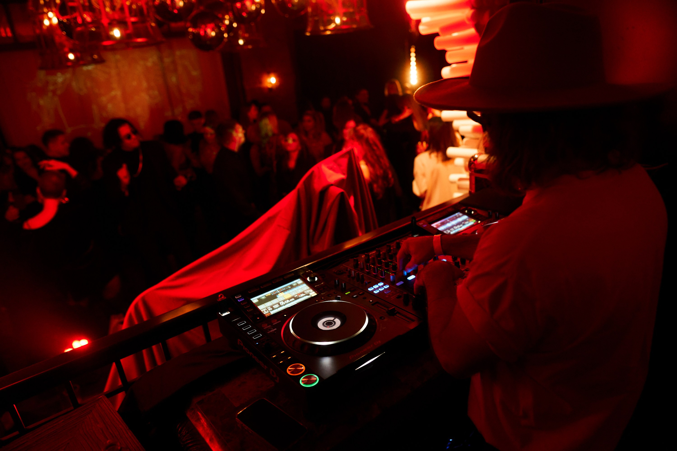 Cava. Night2Day Санкт-Петербург