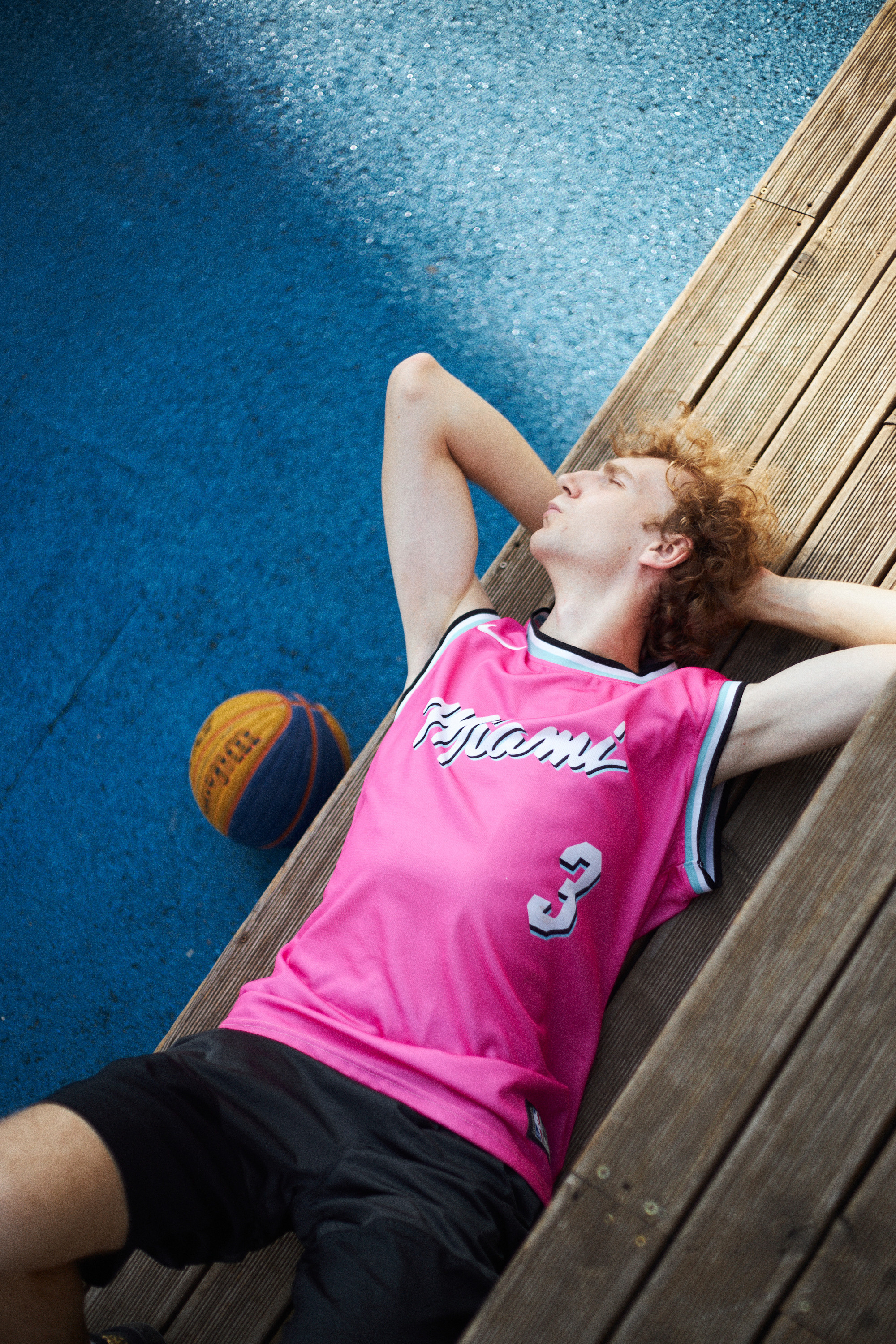 Мужская фотосессия Екатеринбург. Фотограф Екатеринбург Анастасия Жерновская | Маркетплейсы и нейрофото