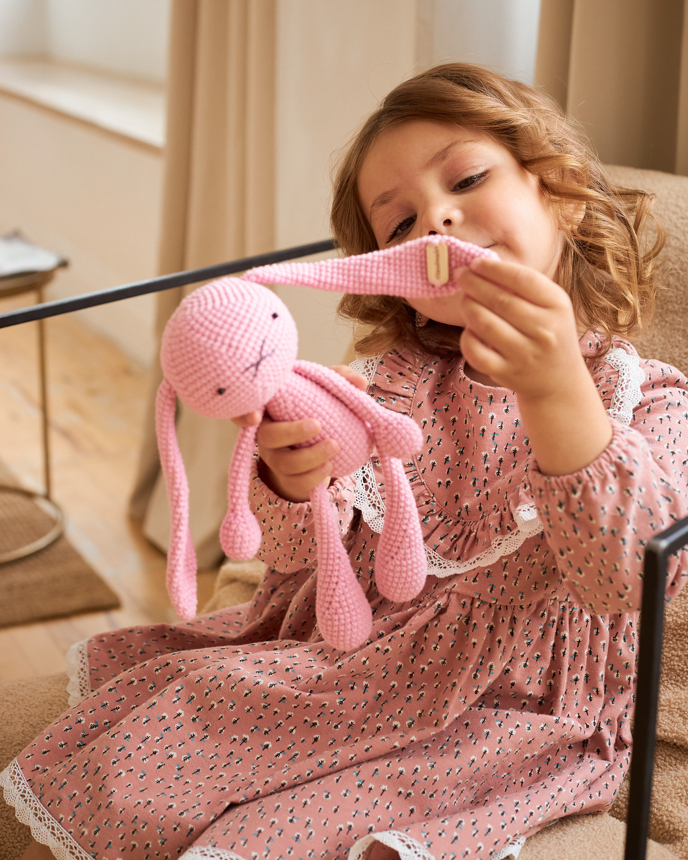 Фотосъемка Bubusya summer Екатеринбург Wildberries ВБ Ozon Озон фотосессия детей Екб заказать цена фотосъемка товара WB детская одежда. Фотограф Екатеринбург Анастасия Жерновская | Маркетплейсы и нейрофото